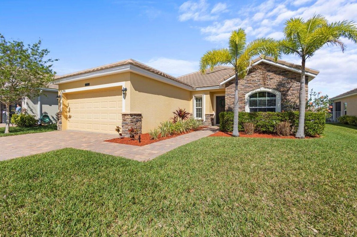 11381 Halton St, Fort Pierce FL  34987-2900 exterior