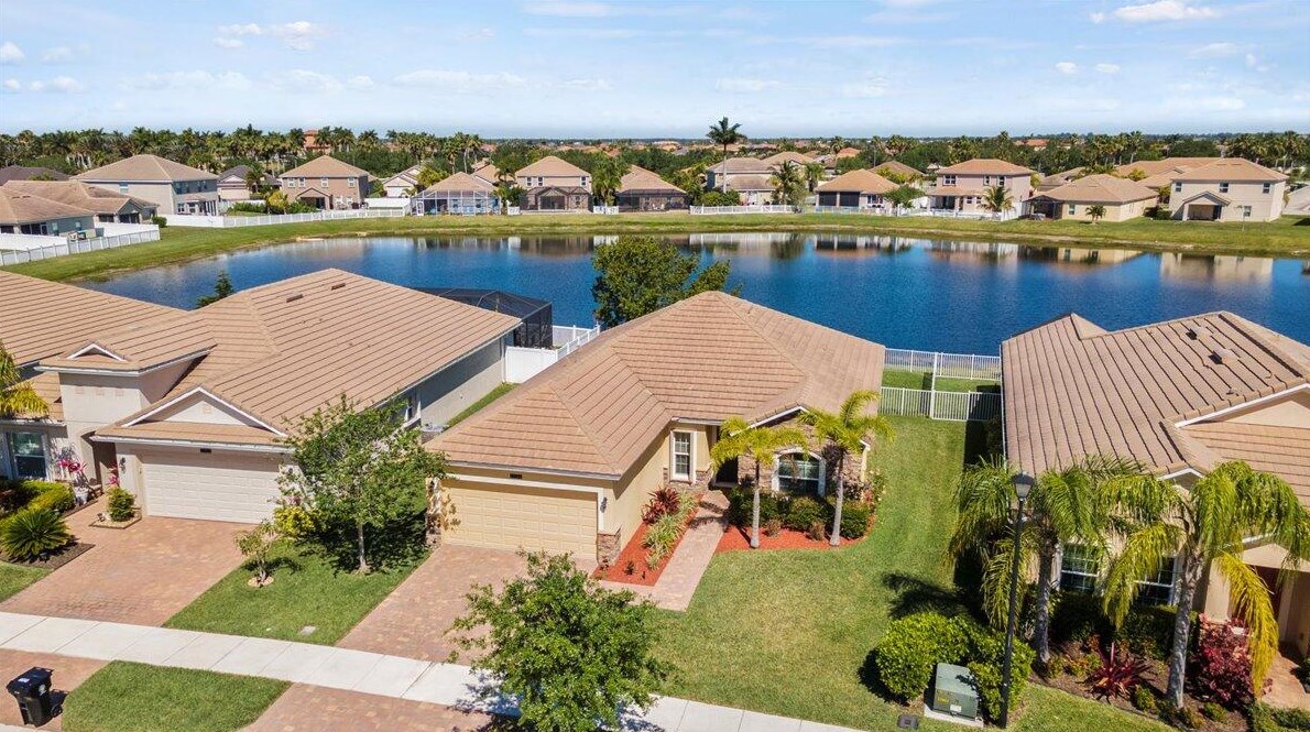 11381 Halton St, Fort Pierce FL  34987-2900 exterior