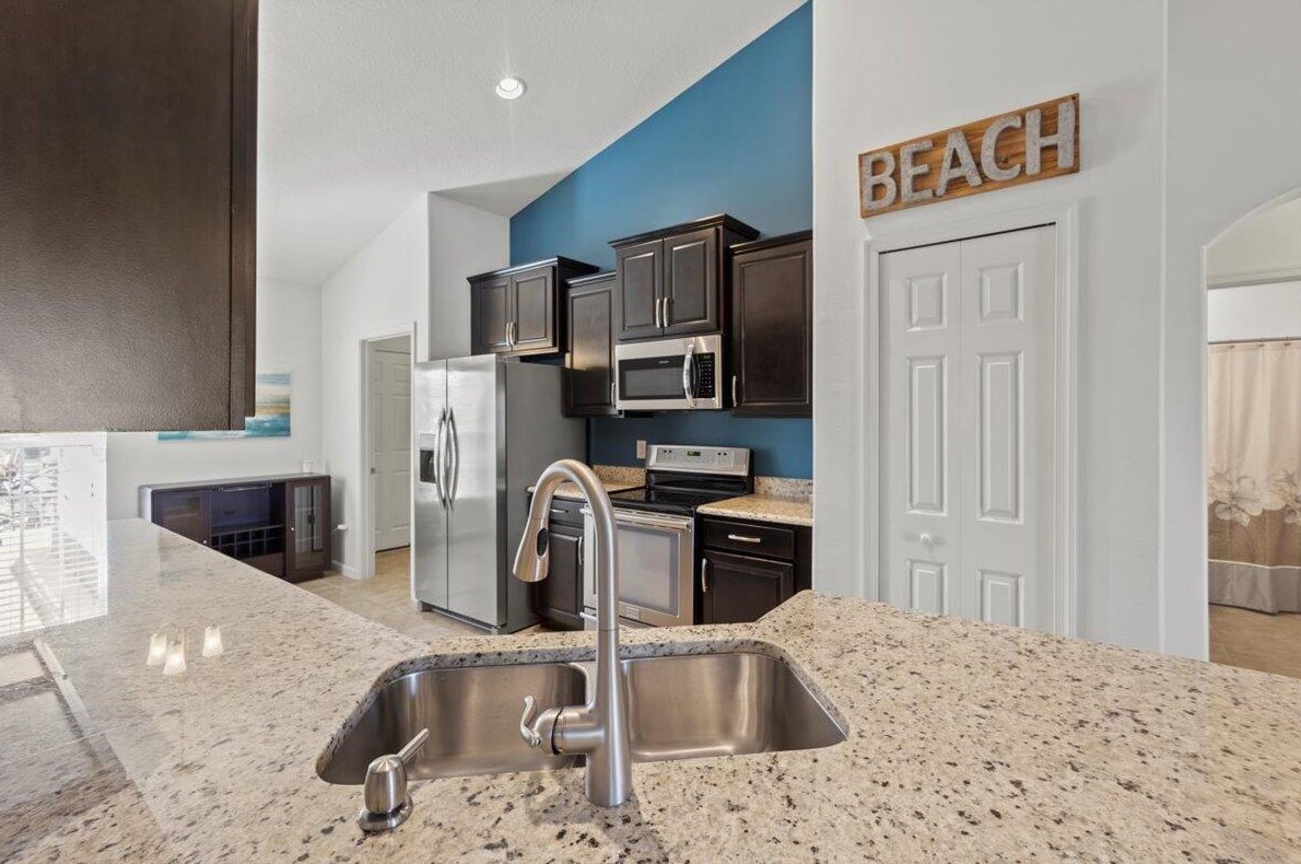 11381 Halton St, Fort Pierce FL  34987-2900 exterior