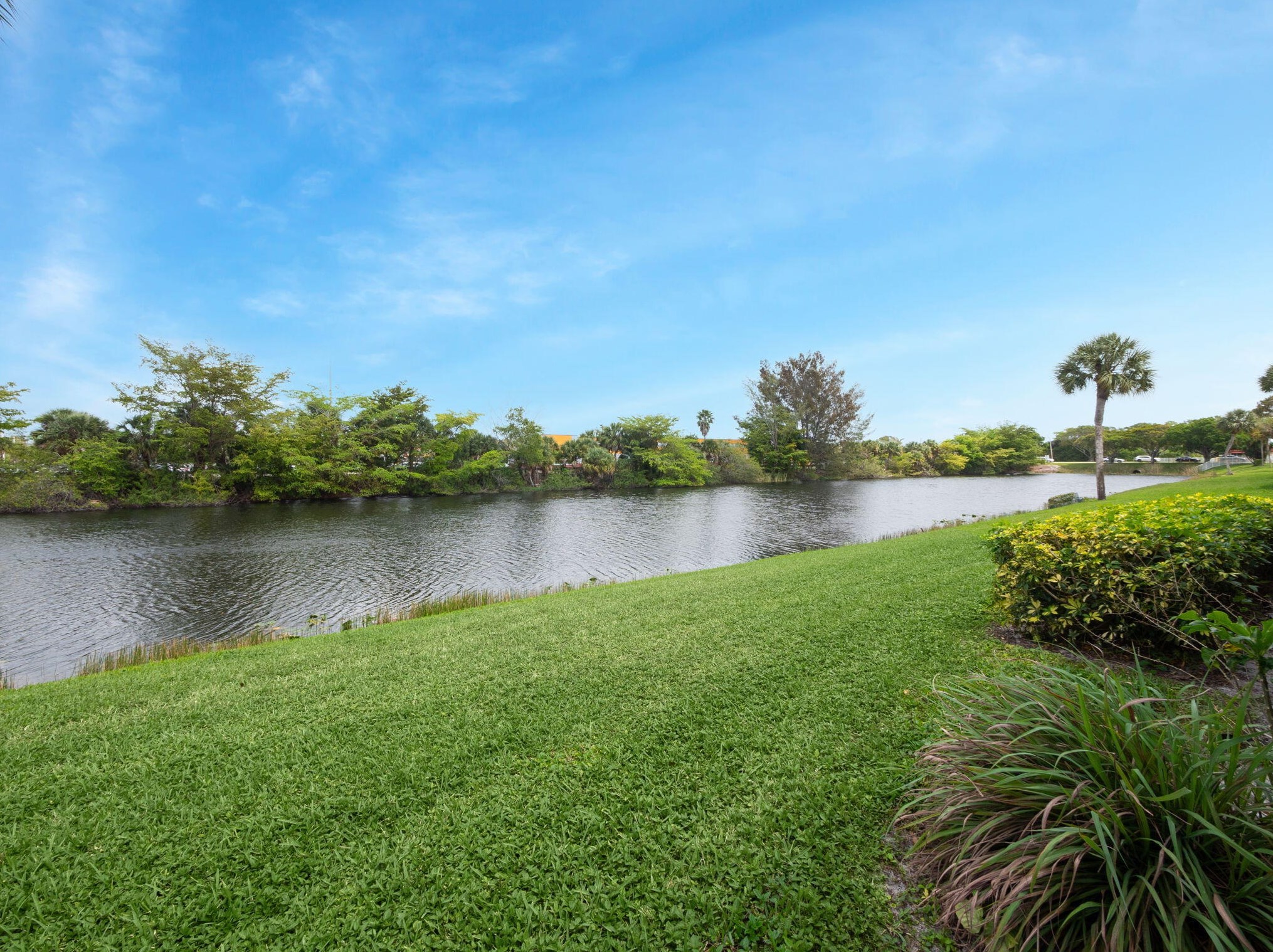 131 Lake Anne Dr, West Palm Beach, FL 33411-2138