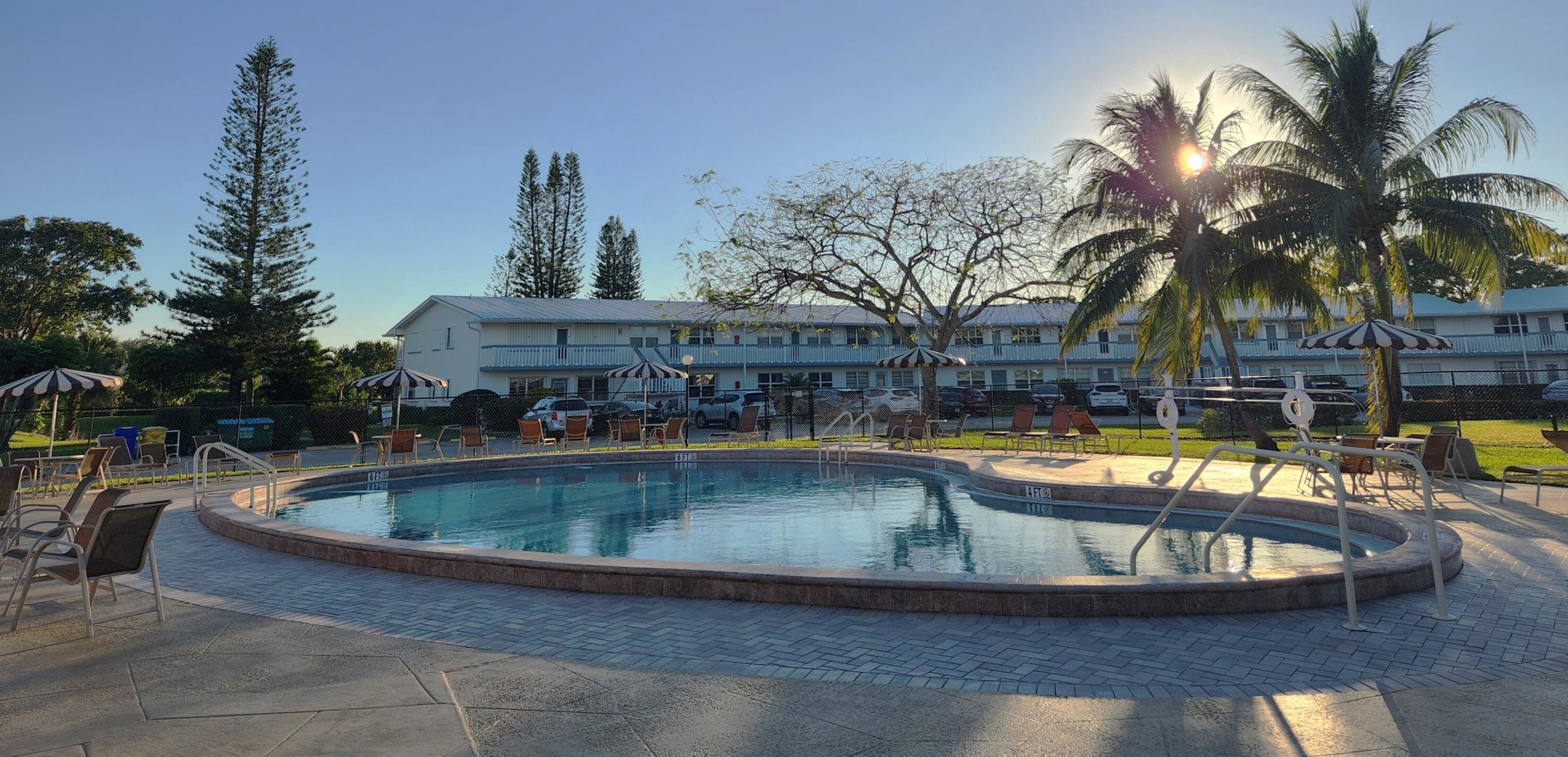 47 Andover B, West Palm Beach FL  33417-2644 exterior