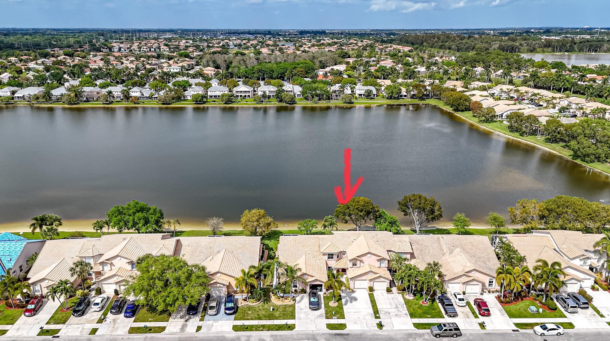 10697 Lake Shore Dr, West Palm Beach, FL 33414-6170