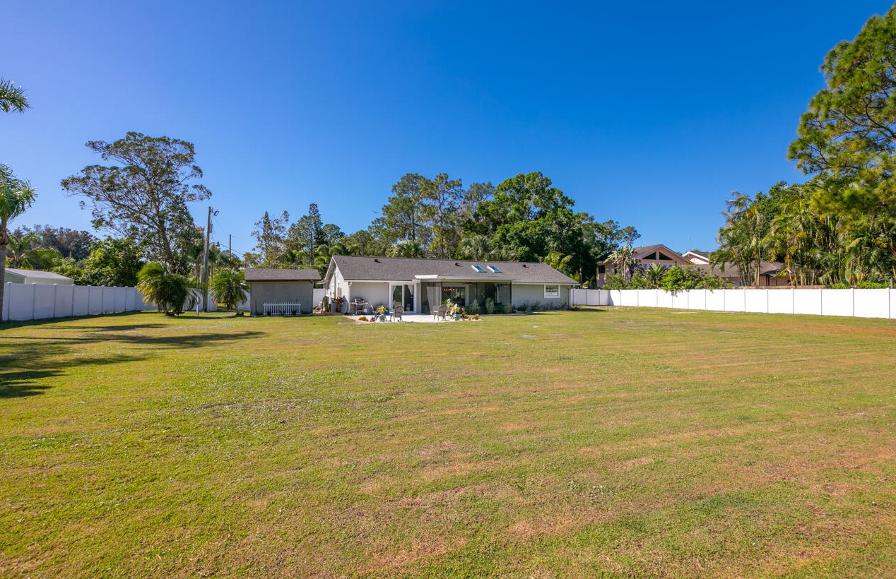 12567 175th Rd, Jupiter FL  33478-4621 exterior