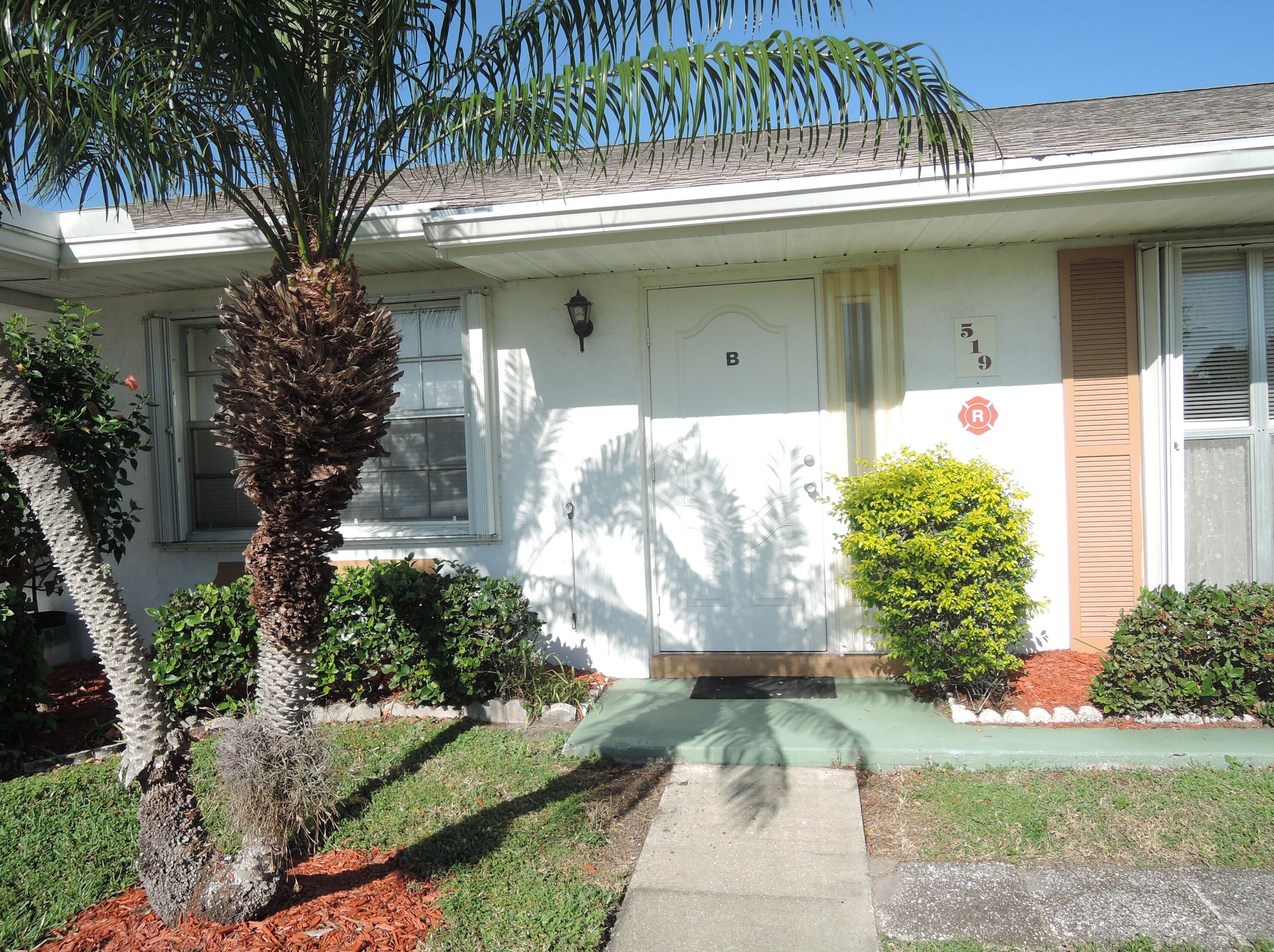 519 Crooked Lake Ln #b, Fort Pierce, FL 34950