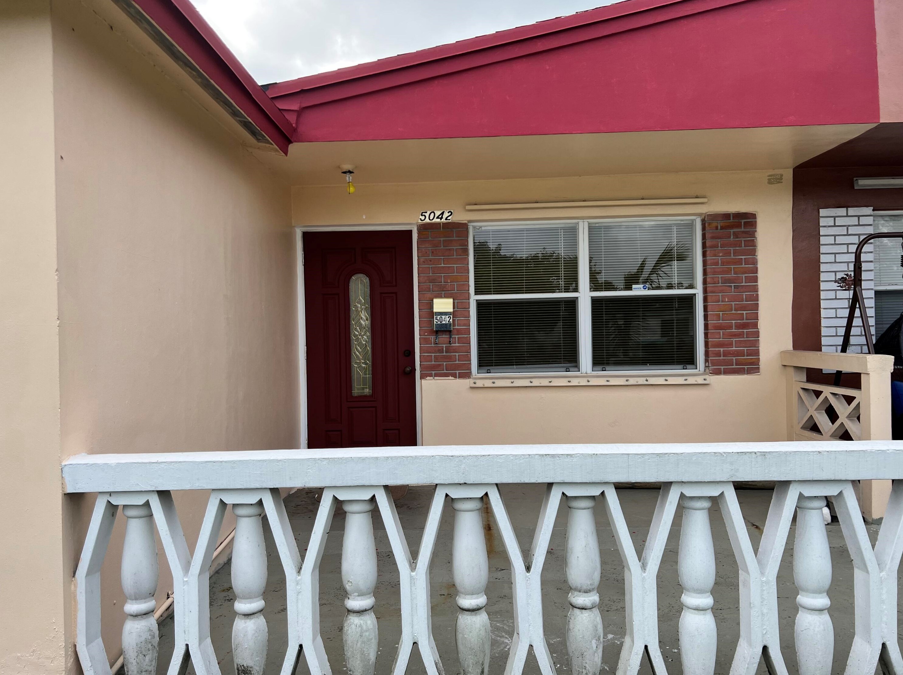5042 Eadie Pl, West Palm Beach, FL 33407