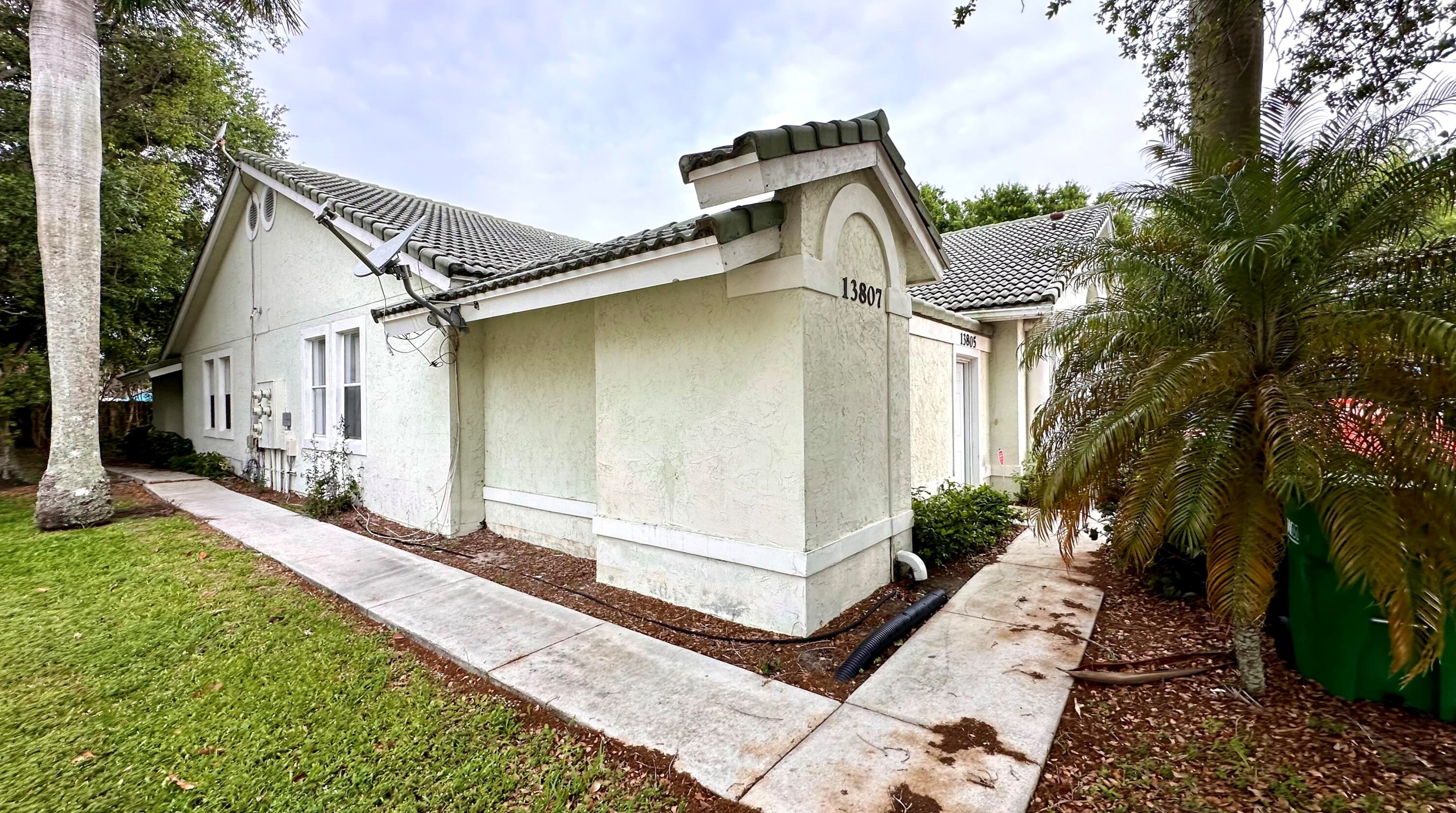 13807 Yarmouth Dr, West Palm Beach, FL 33414