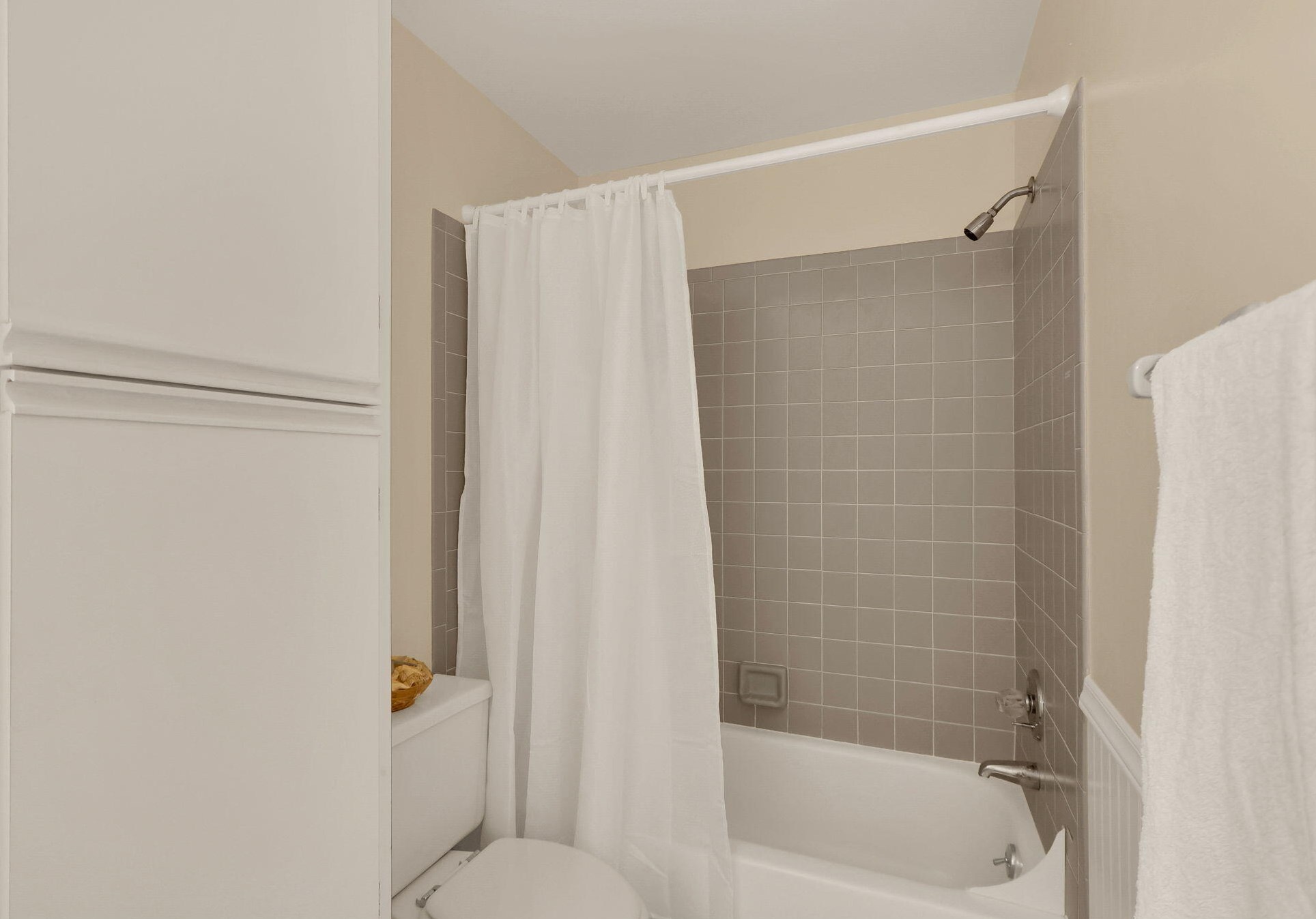 2901 Round Table Dr, Fort Pierce FL  34952-6794 exterior