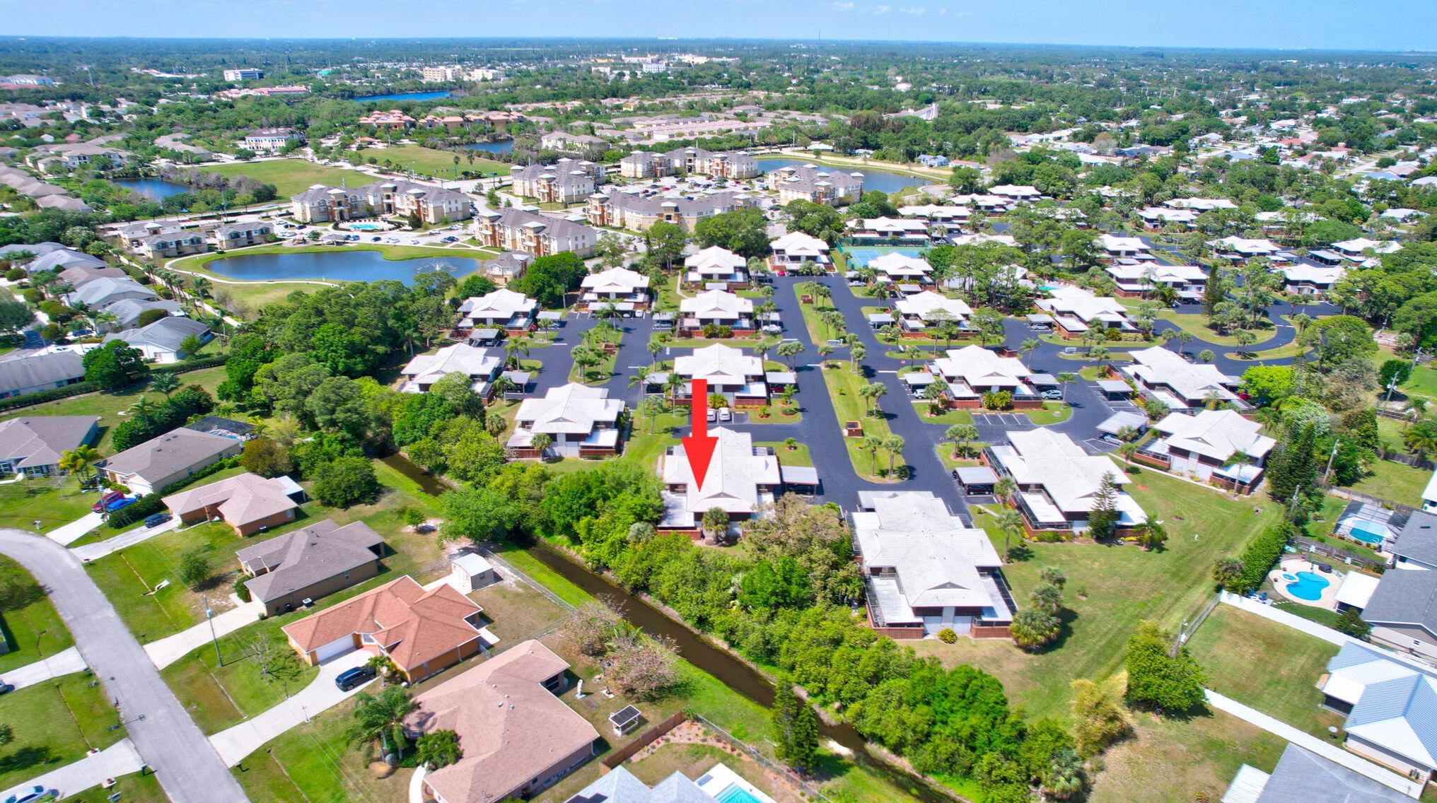 2901 Round Table Dr, Fort Pierce FL  34952-6794 exterior