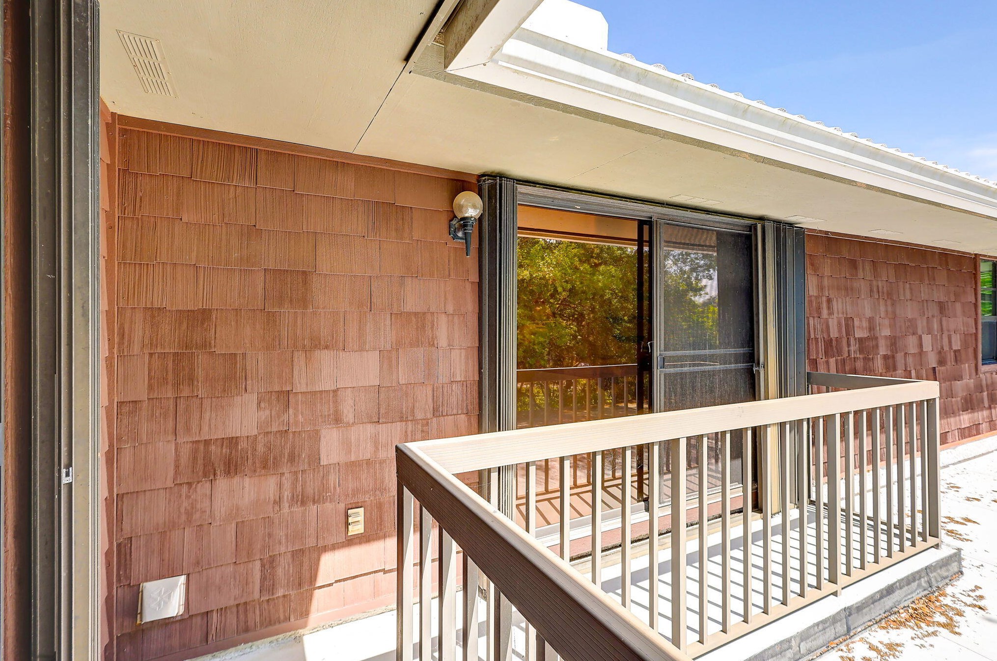 2901 Round Table Dr, Fort Pierce FL  34952-6794 exterior