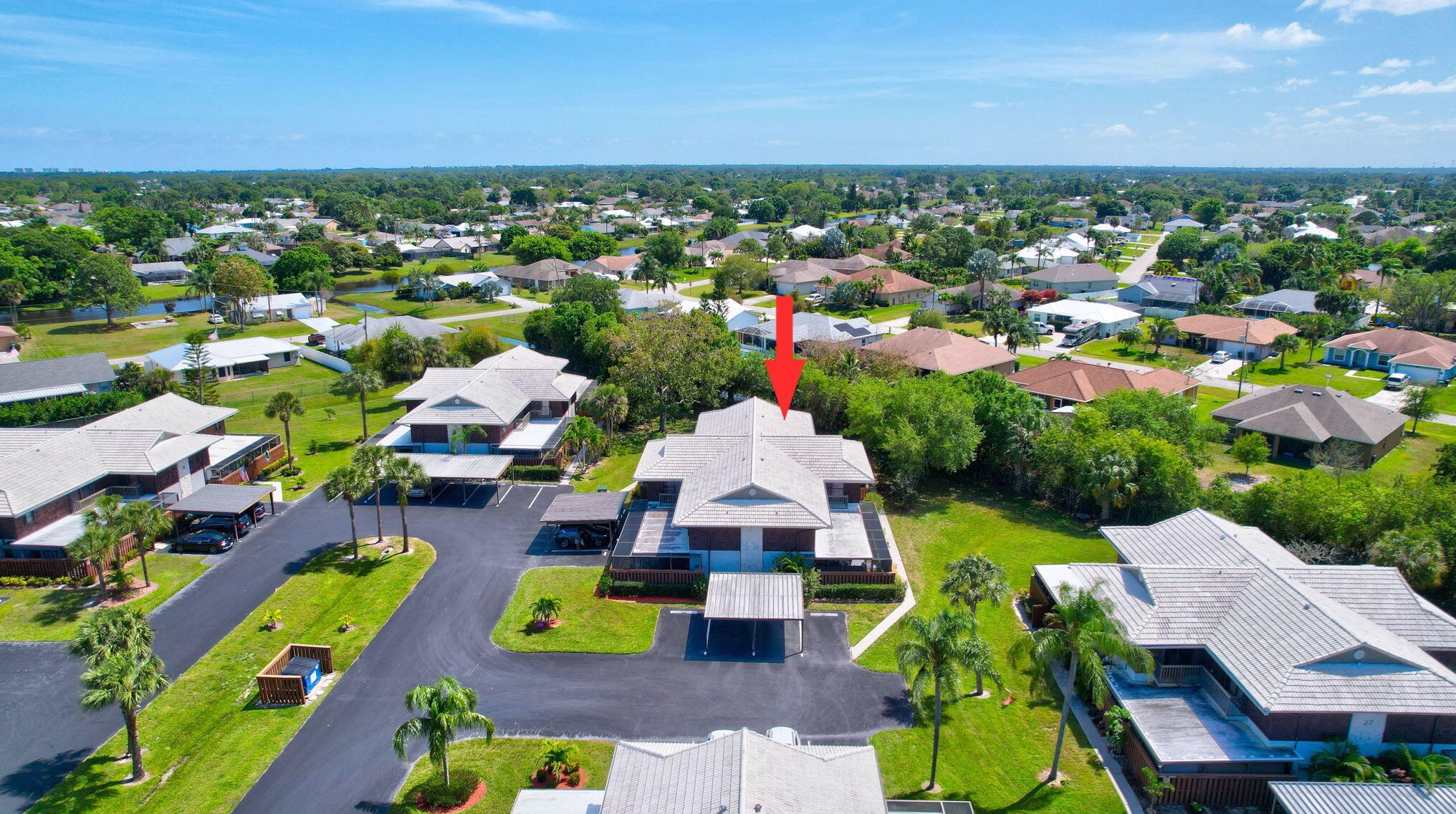 2901 Round Table Dr, Fort Pierce, FL 34953-4711