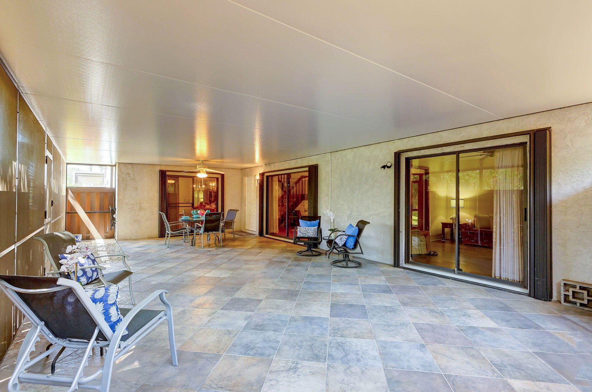 2901 Round Table Dr, Fort Pierce FL  34952-6794 exterior