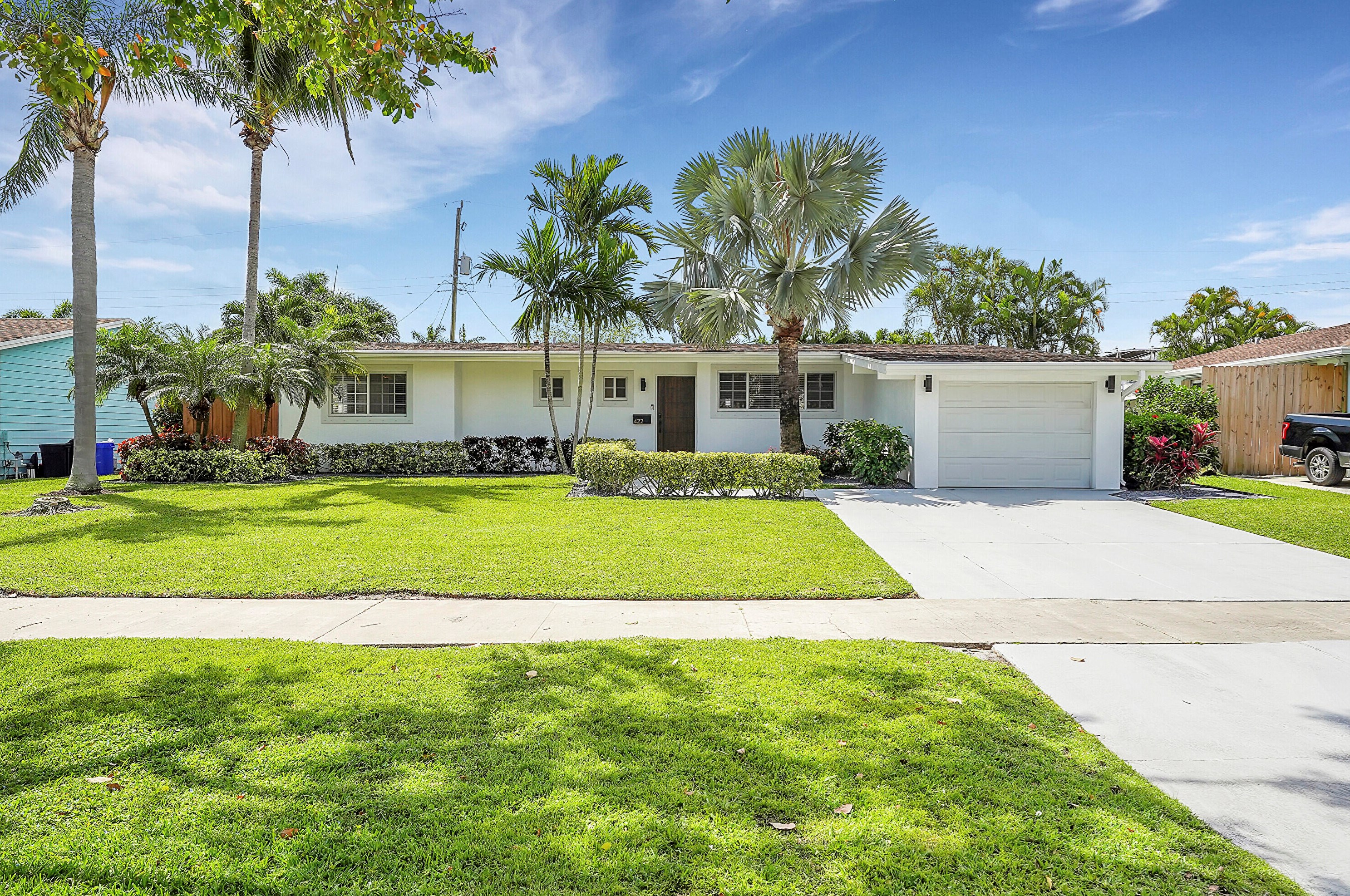 422 Anchorage Dr, West Palm Beach, FL 33408-4802
