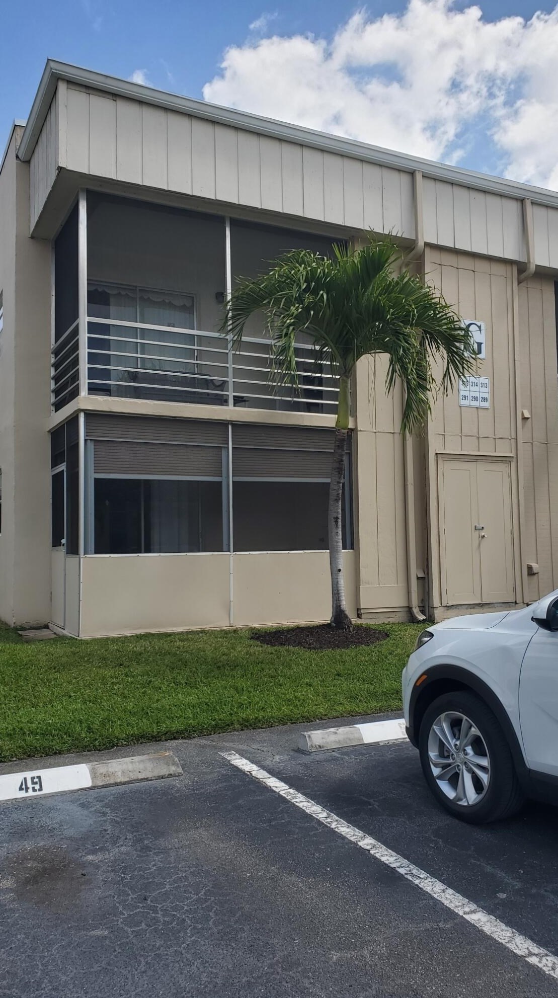 290 Capri G, Delray Beach, FL 33484-5139