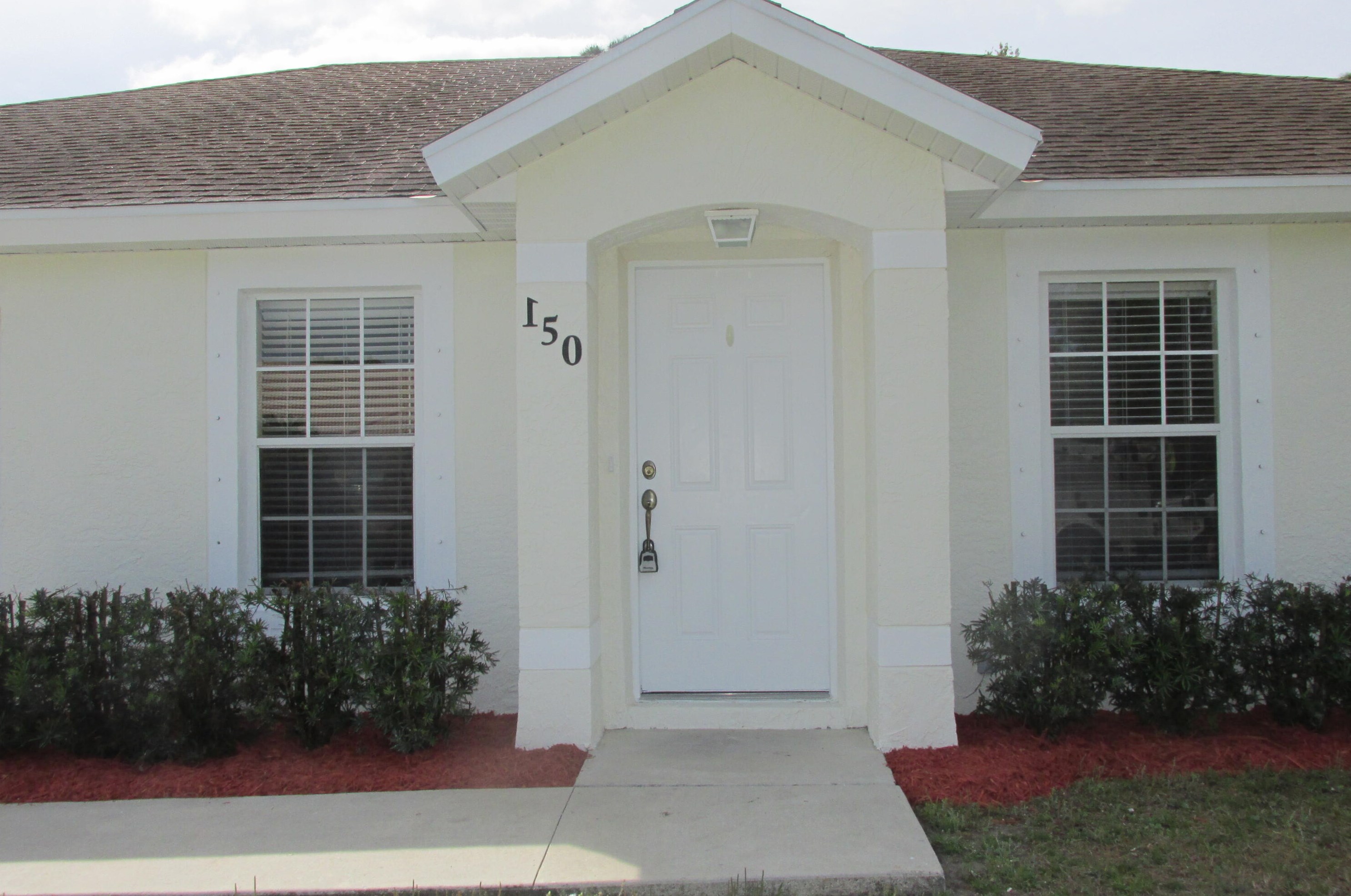150 Sw Voltair Terrace, Fort Pierce, FL 34983