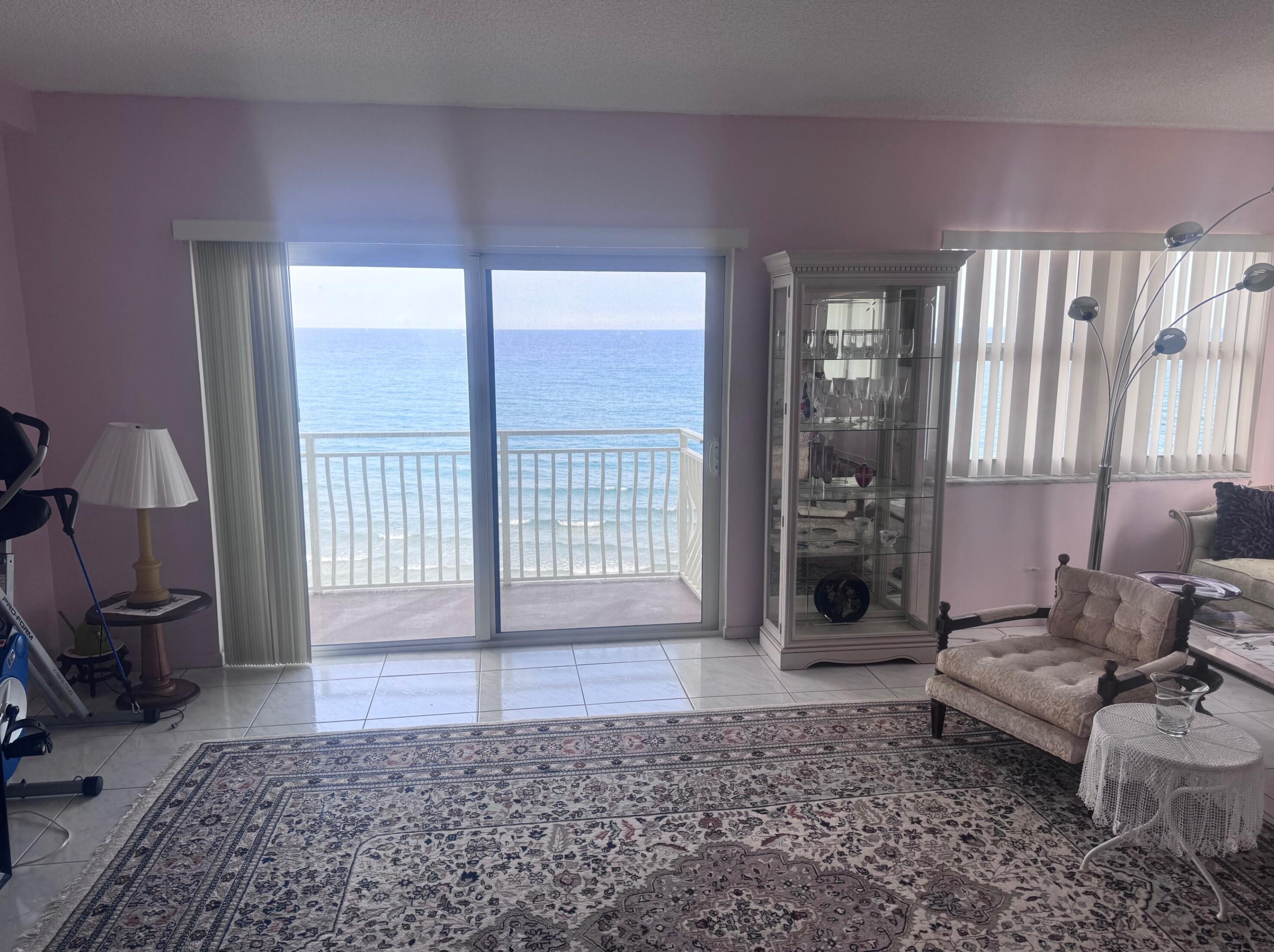 310 S Ocean Blvd #4060, Boca Raton, FL 33432