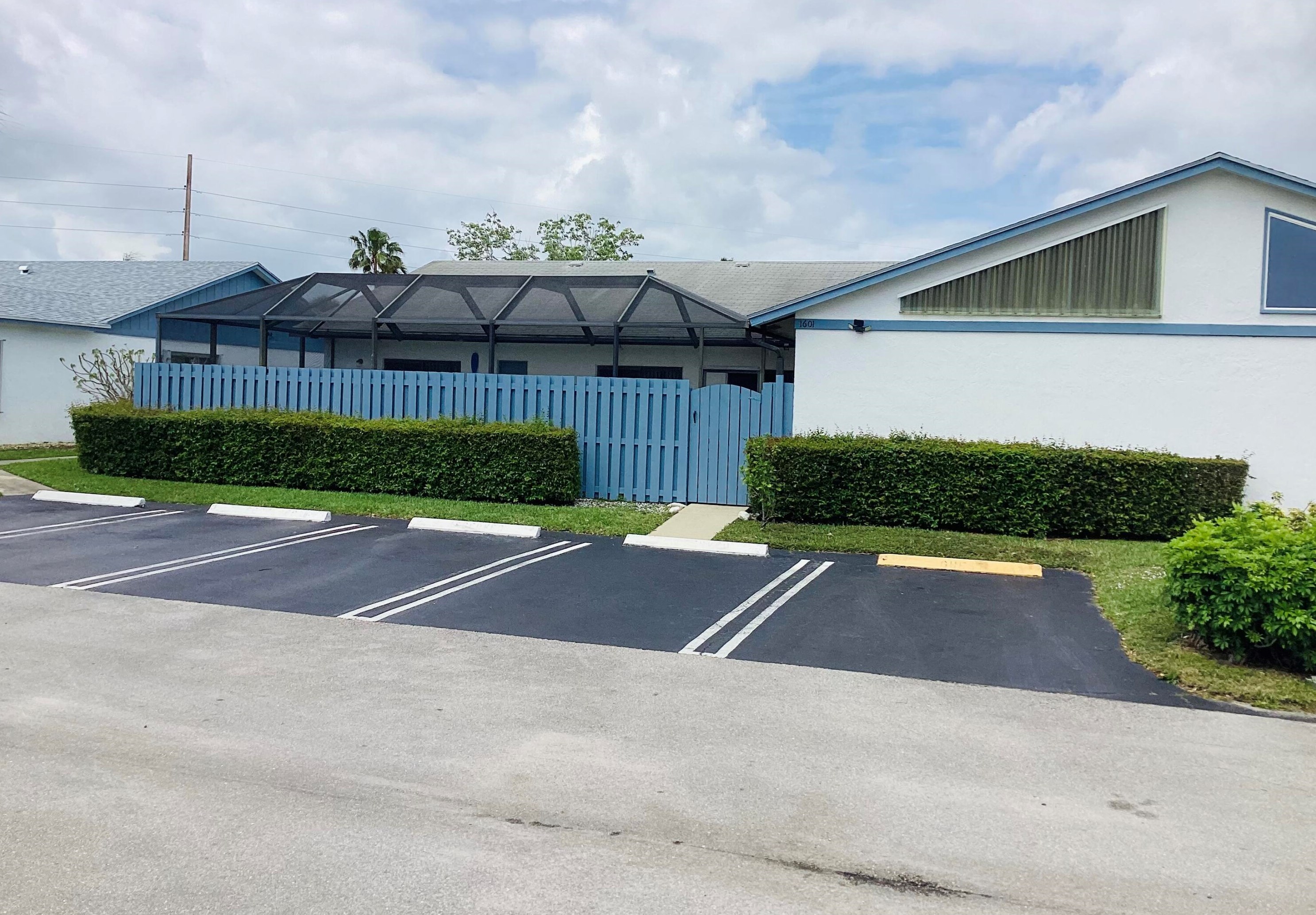 1601 Timberlane Cir, Lake Worth, FL 33463