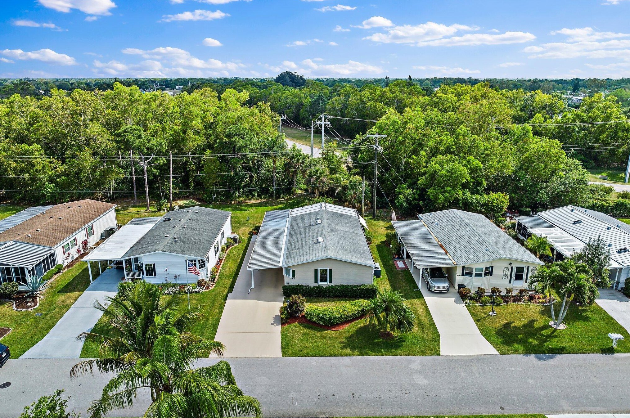 8536 Gallberry Cir, Fort Pierce FL  34952-3369 exterior