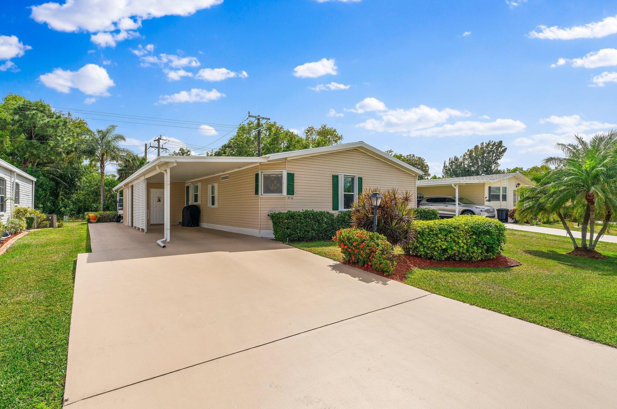 8536 Gallberry Cir, Fort Pierce, FL 34952-3369