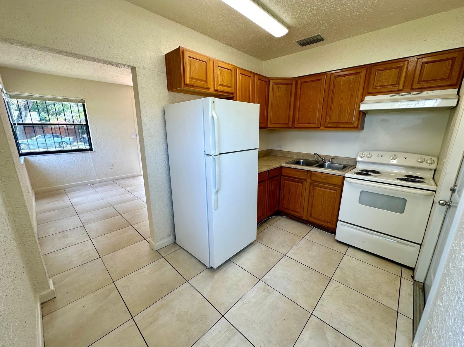 405 55th St, West Palm Beach, FL 33407-2606