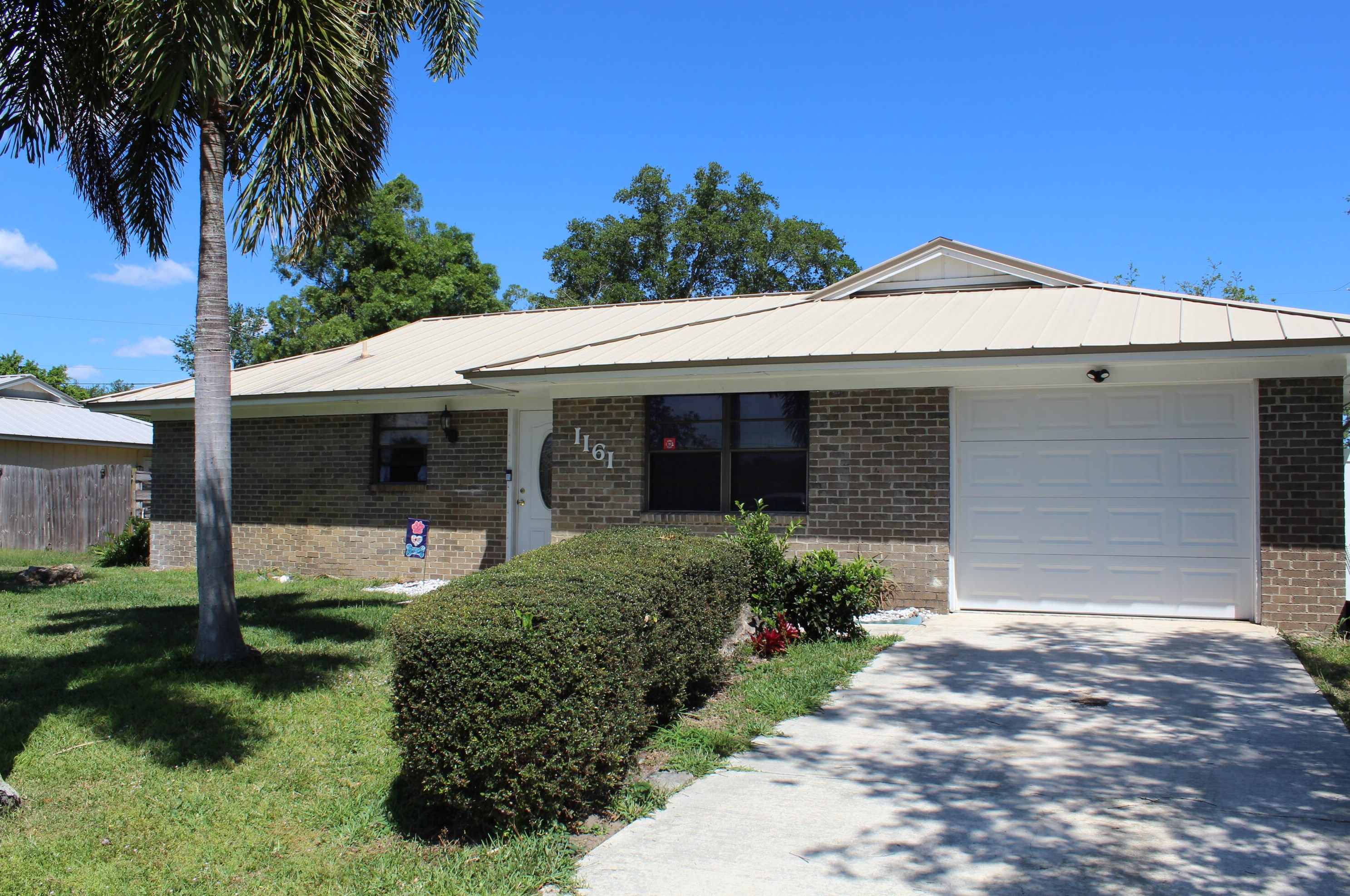 1161 Gardena Ave, Fort Pierce, FL 34953-1822