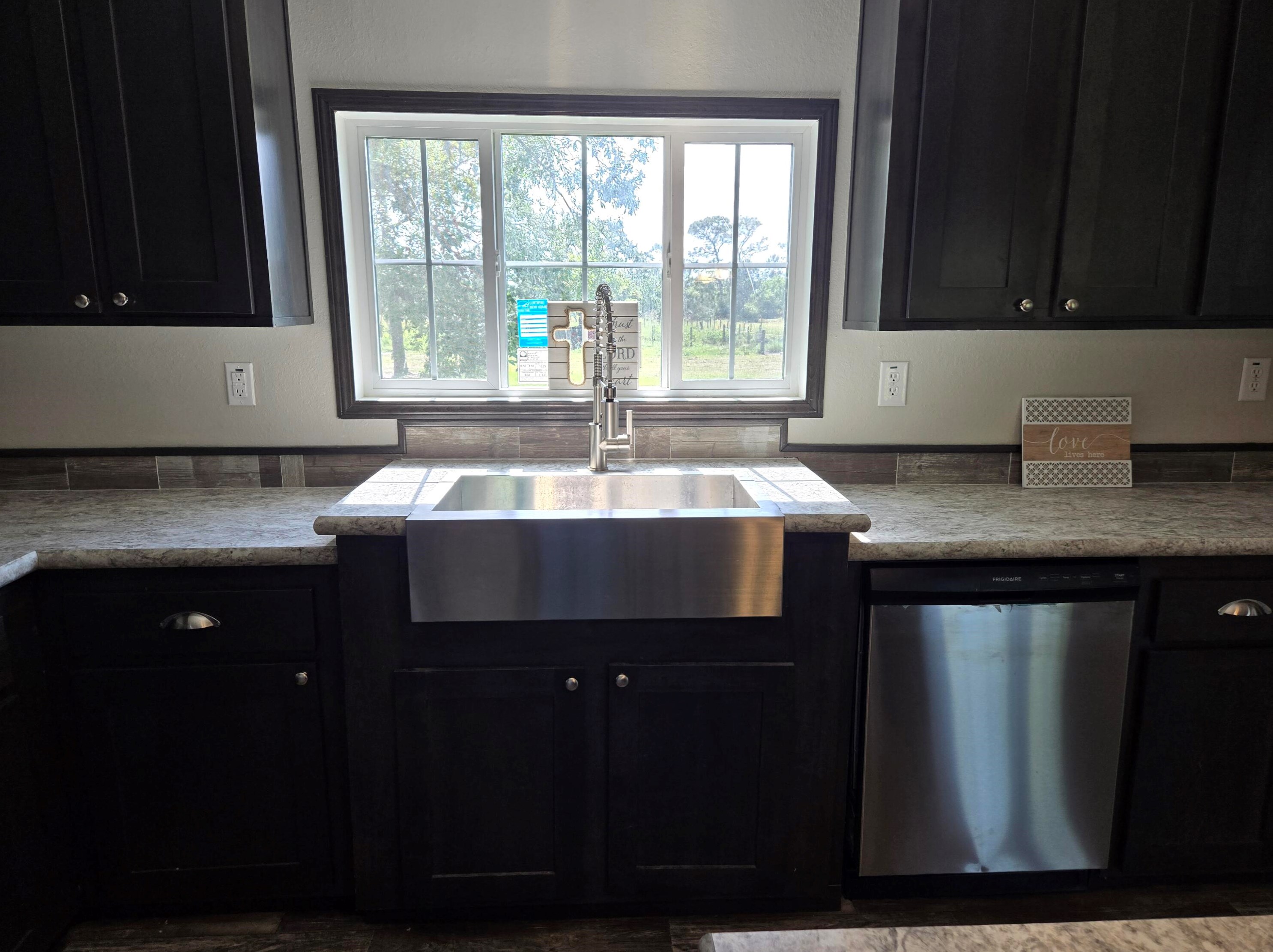 39901 24 Dr, Okeechobee FL 34972-4237 exterior