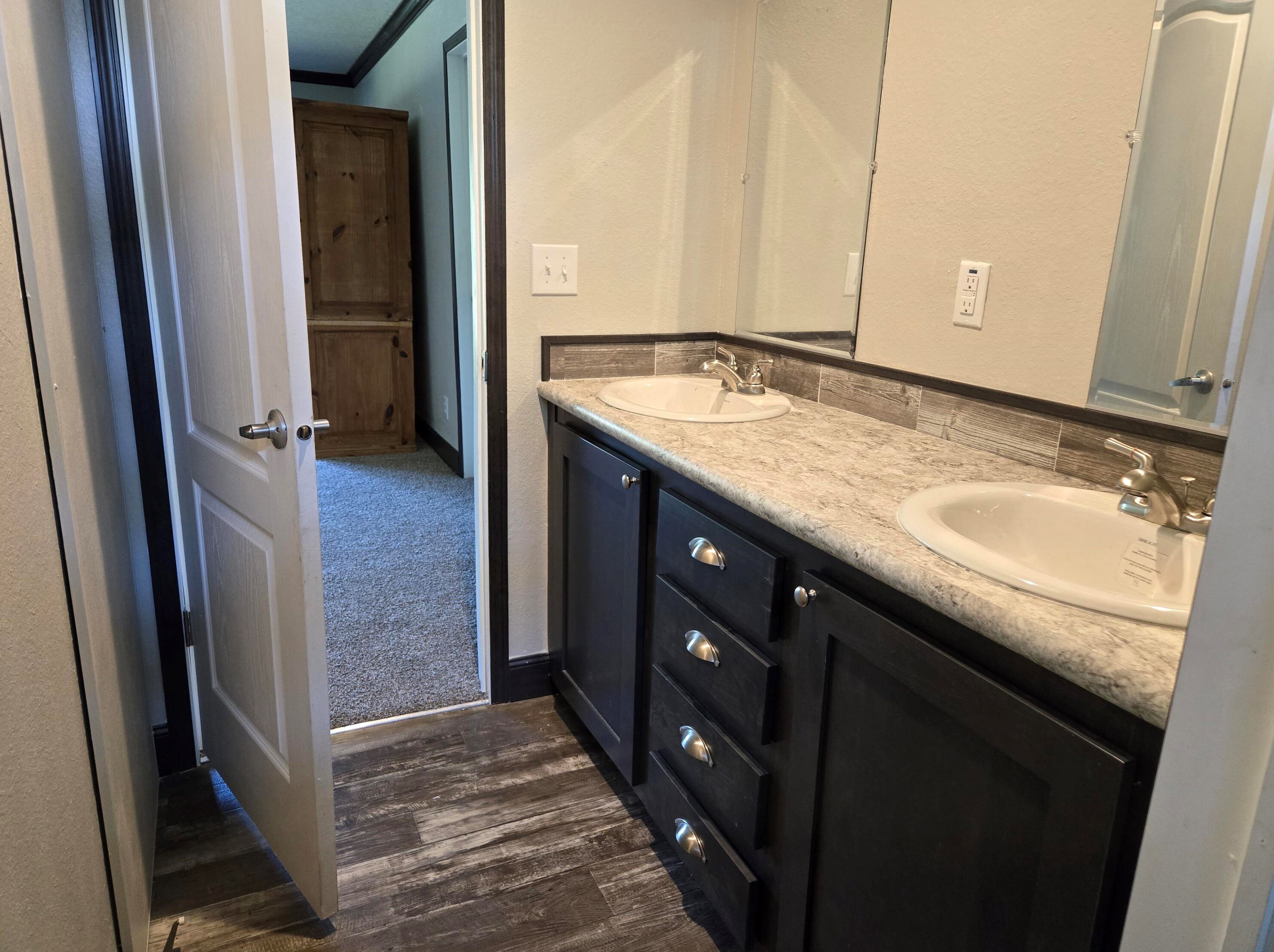 39901 24 Dr, Okeechobee FL 34972-4237 exterior