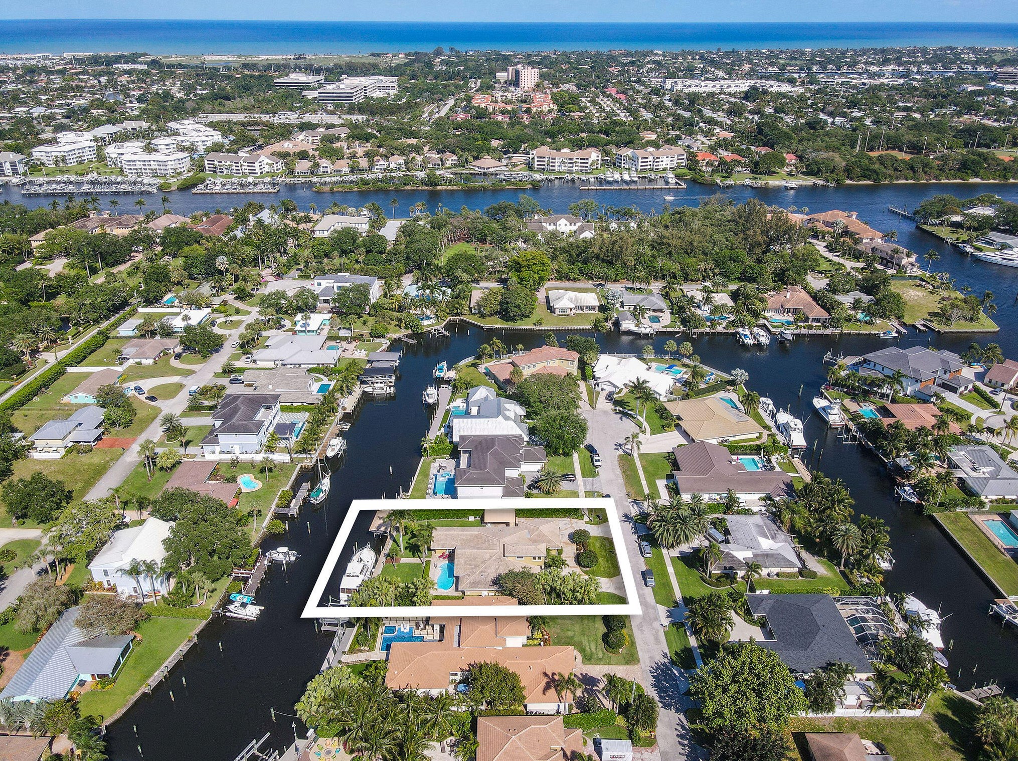 2189 Driftwood Cir, West Palm Beach, FL 33410-2014