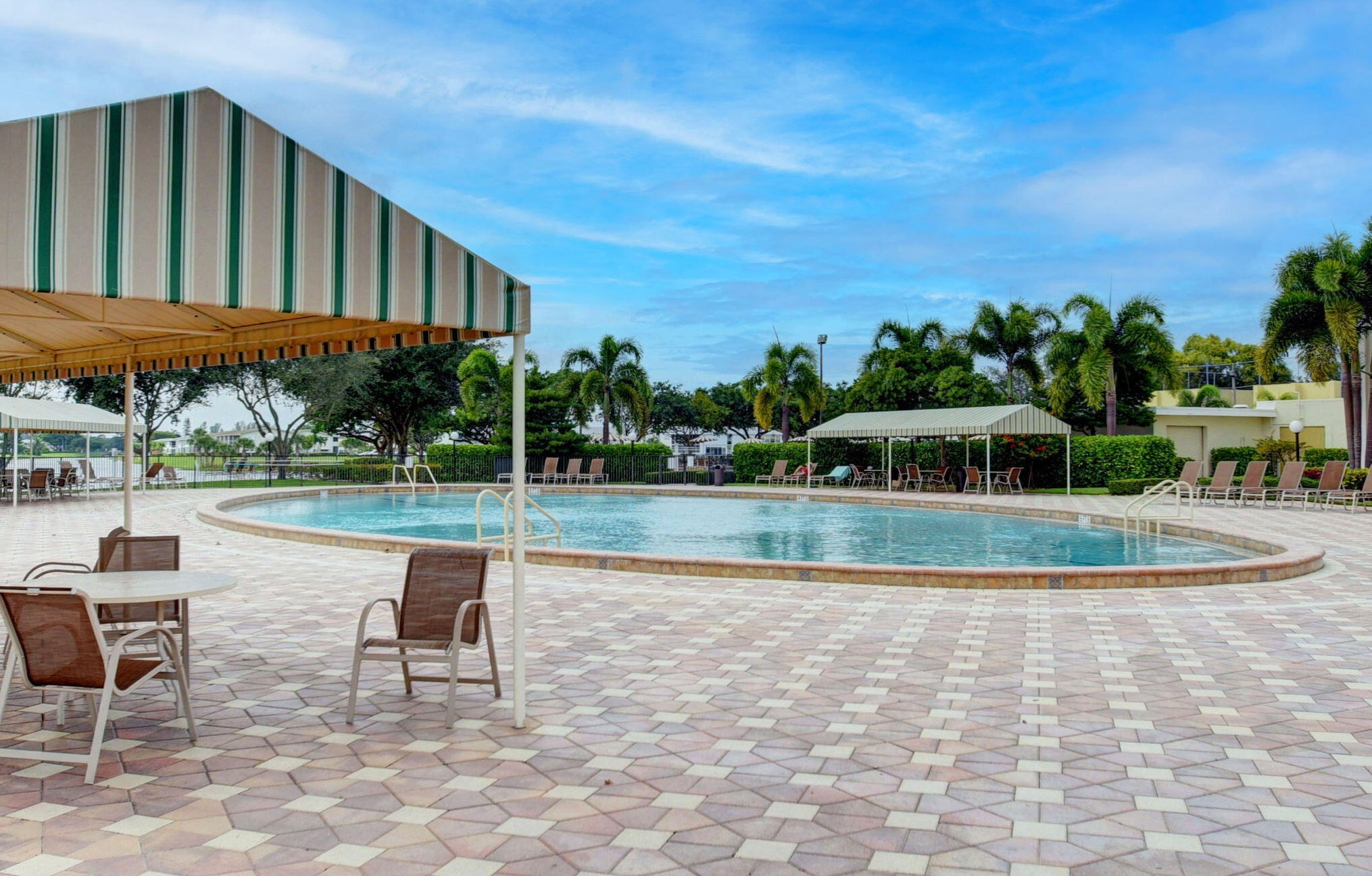 103 Sheffield, West Palm Beach FL  33417-1528 exterior