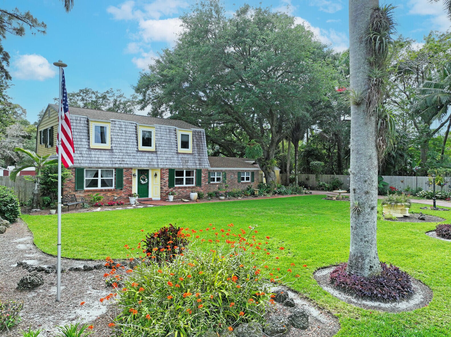 4616 Woodmere Ln, Lake Worth, FL 33463