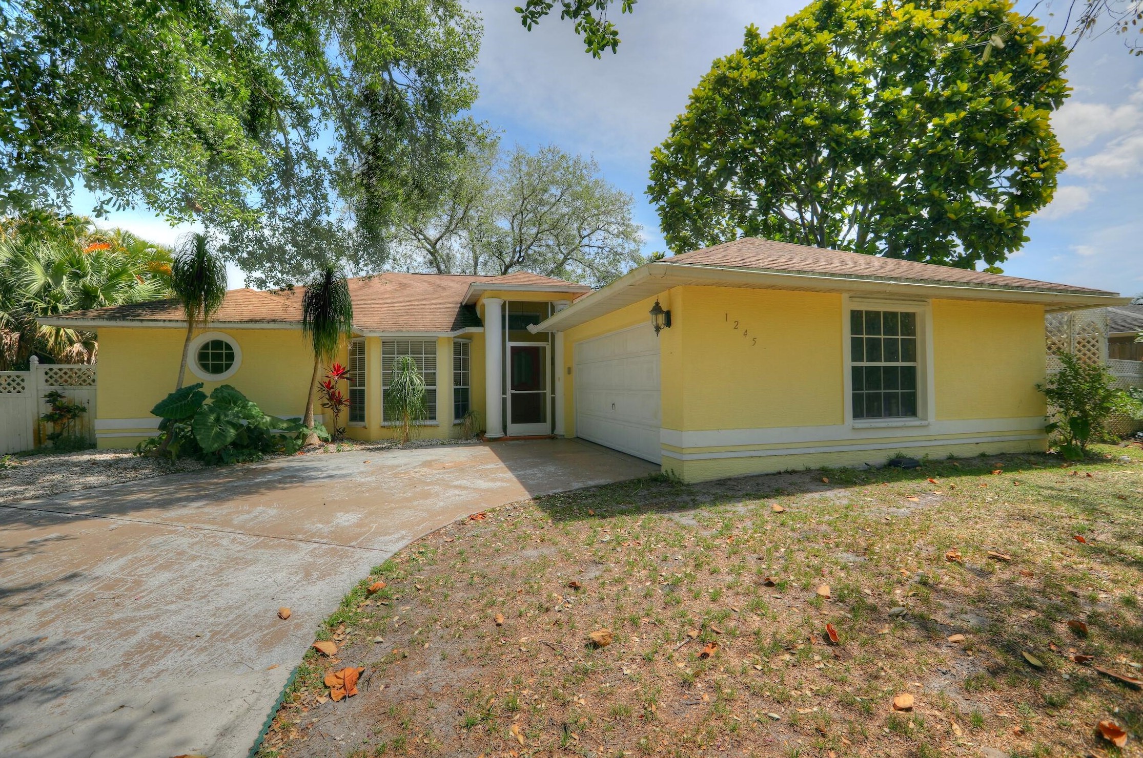 1245 George St, Sebastian, FL 32958-5565