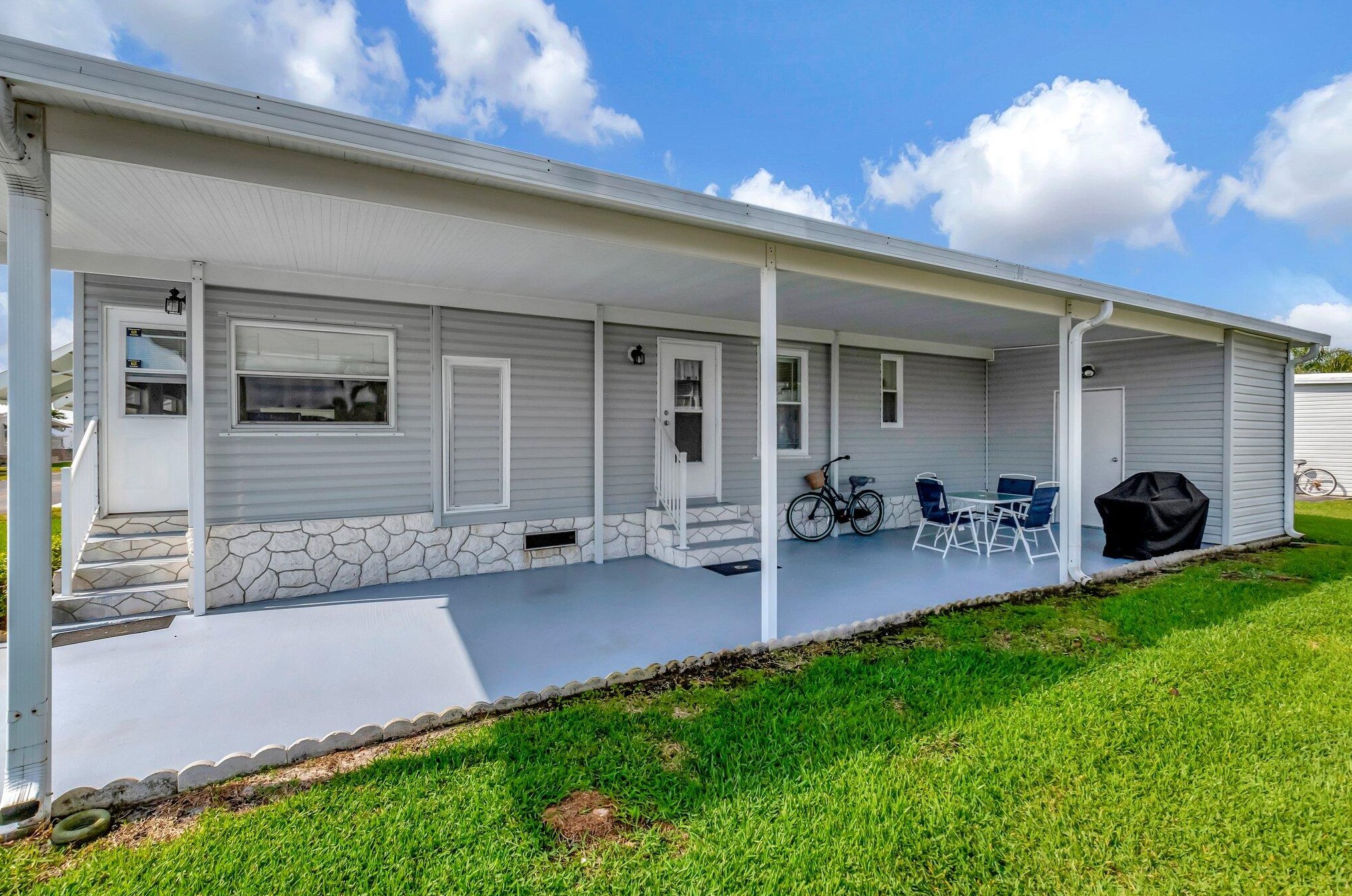 36008 Dron Bay, Boynton Beach, FL 33436-1923