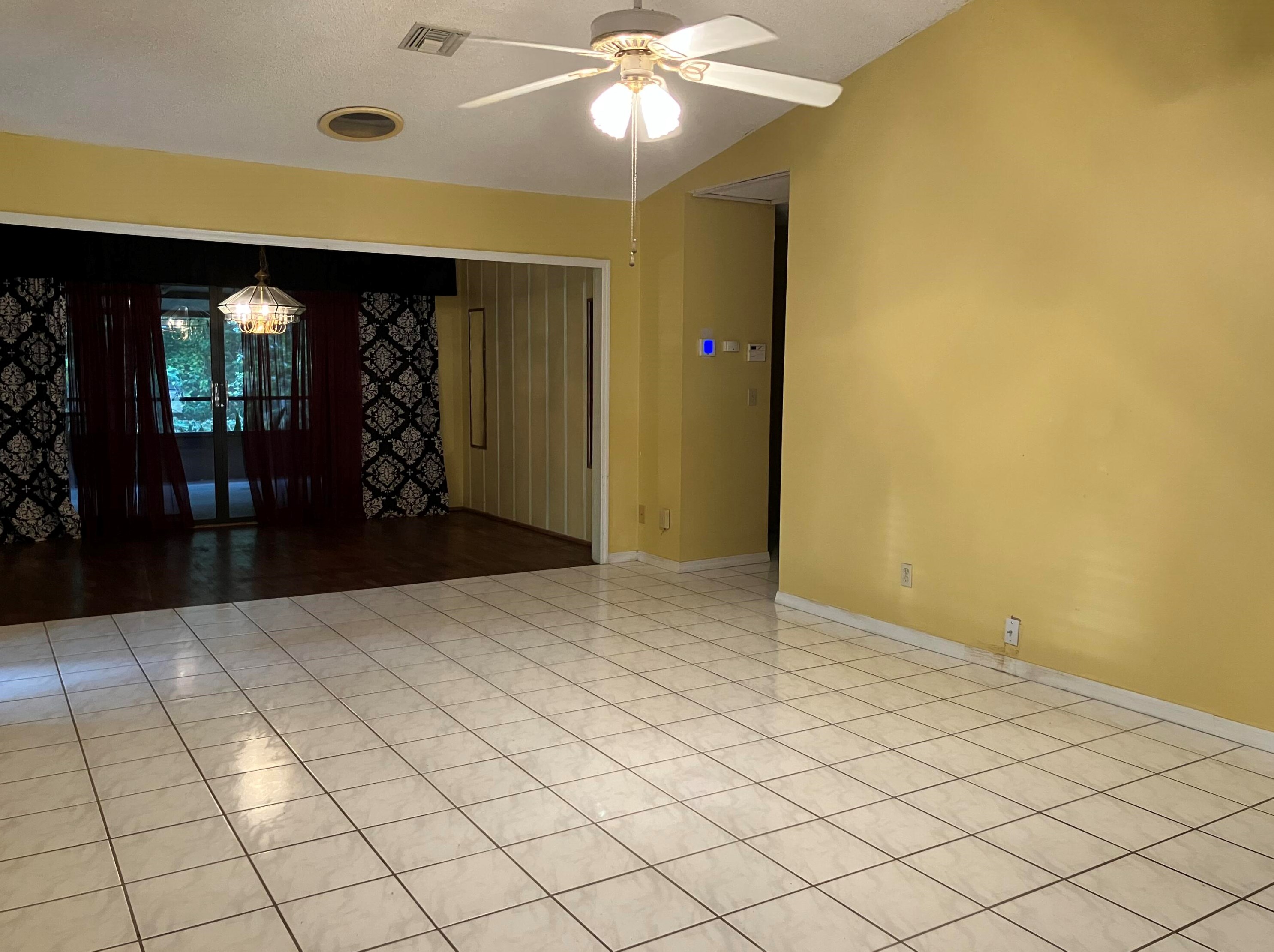 8925 22nd St, Vero Beach FL  32966-5097 exterior
