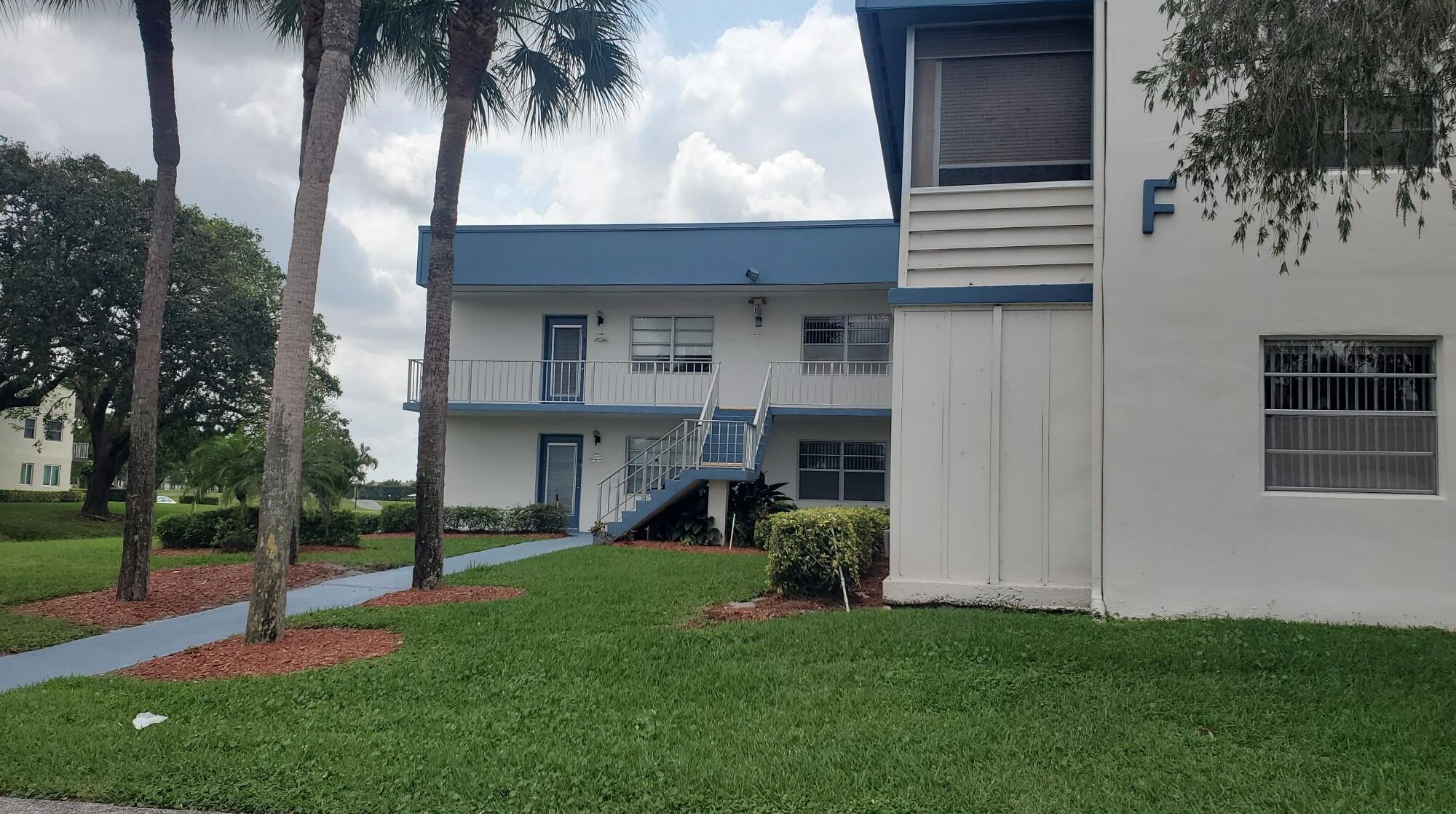 288 Normandy F, Delray Beach FL  33484-4776 exterior