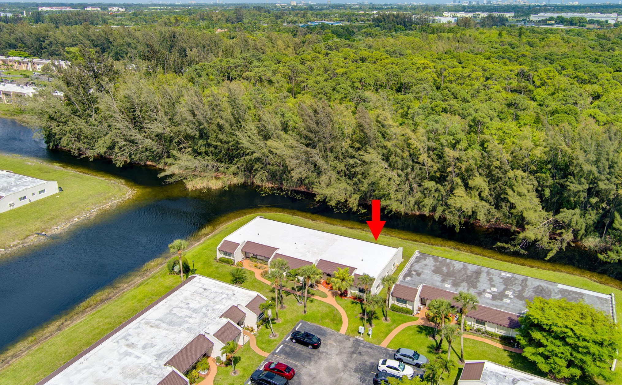 143 Lake Olive Dr, West Palm Beach, FL 33411-3386