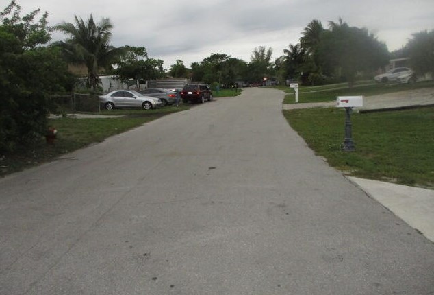 551 Wilkinson Rd, Lake Worth, FL 33462