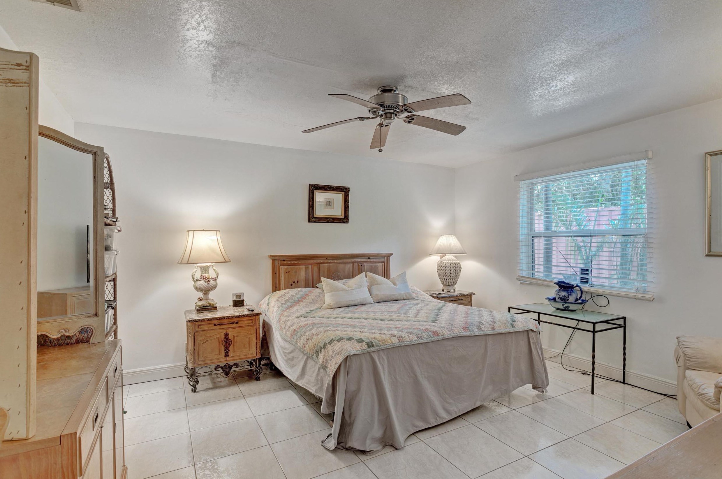 1455 Shannondale Rd, West Palm Beach FL  33406-3233 exterior