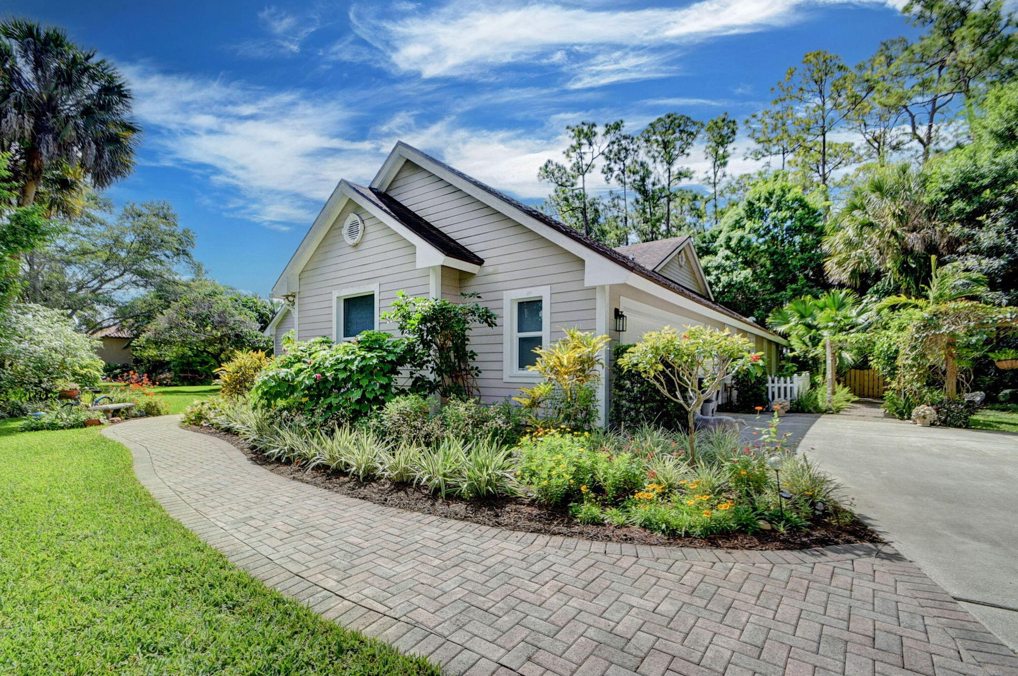 14022 Greentree Trl, West Palm Beach, FL 33414-4000
