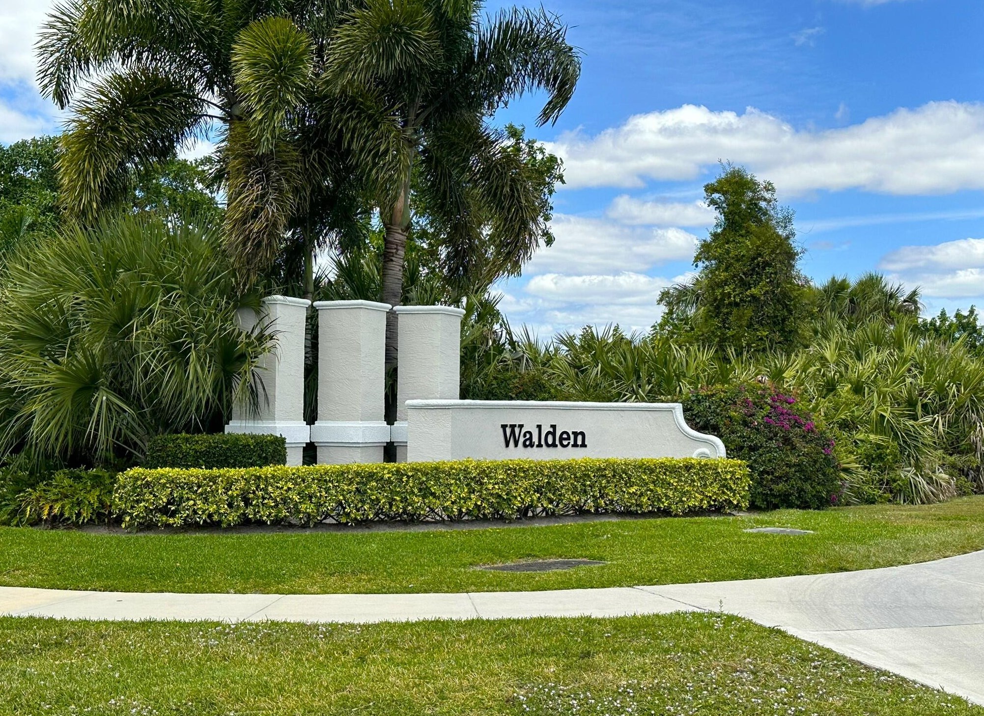 2222 Ridgewood Cir, West Palm Beach, FL 33411-6156
