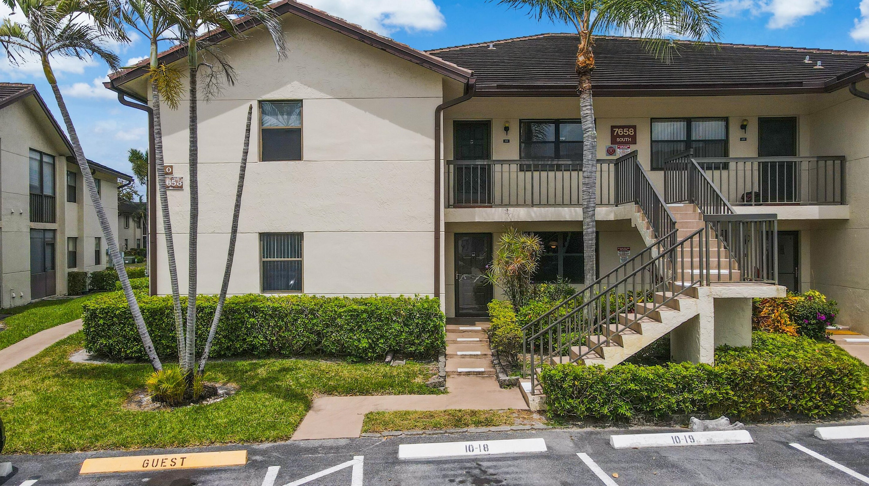 7658 Tahiti Ln #101, Lake Worth, FL 33467