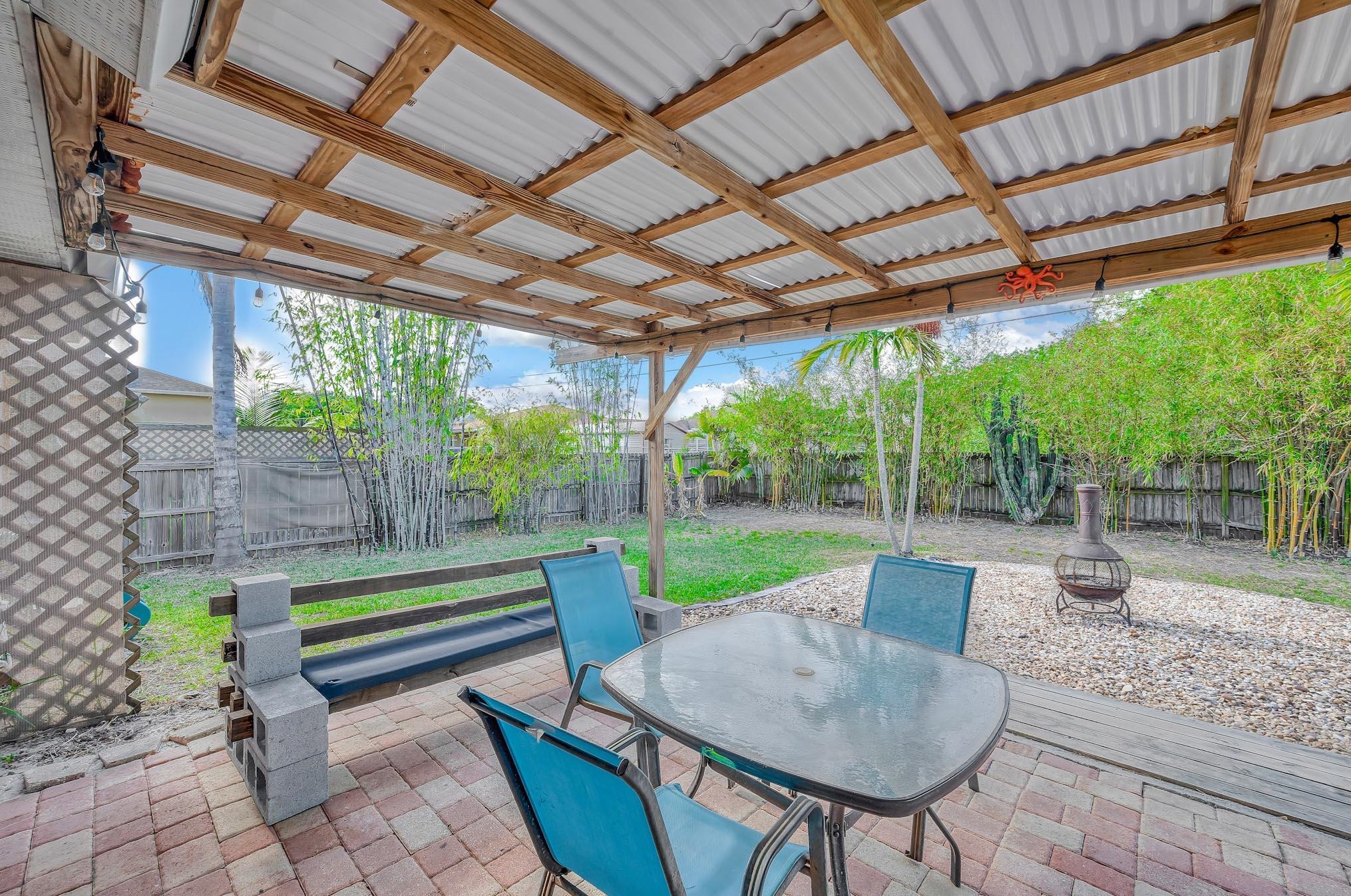 671 Hoffenberg Ave, Fort Pierce FL  34953-7625 exterior