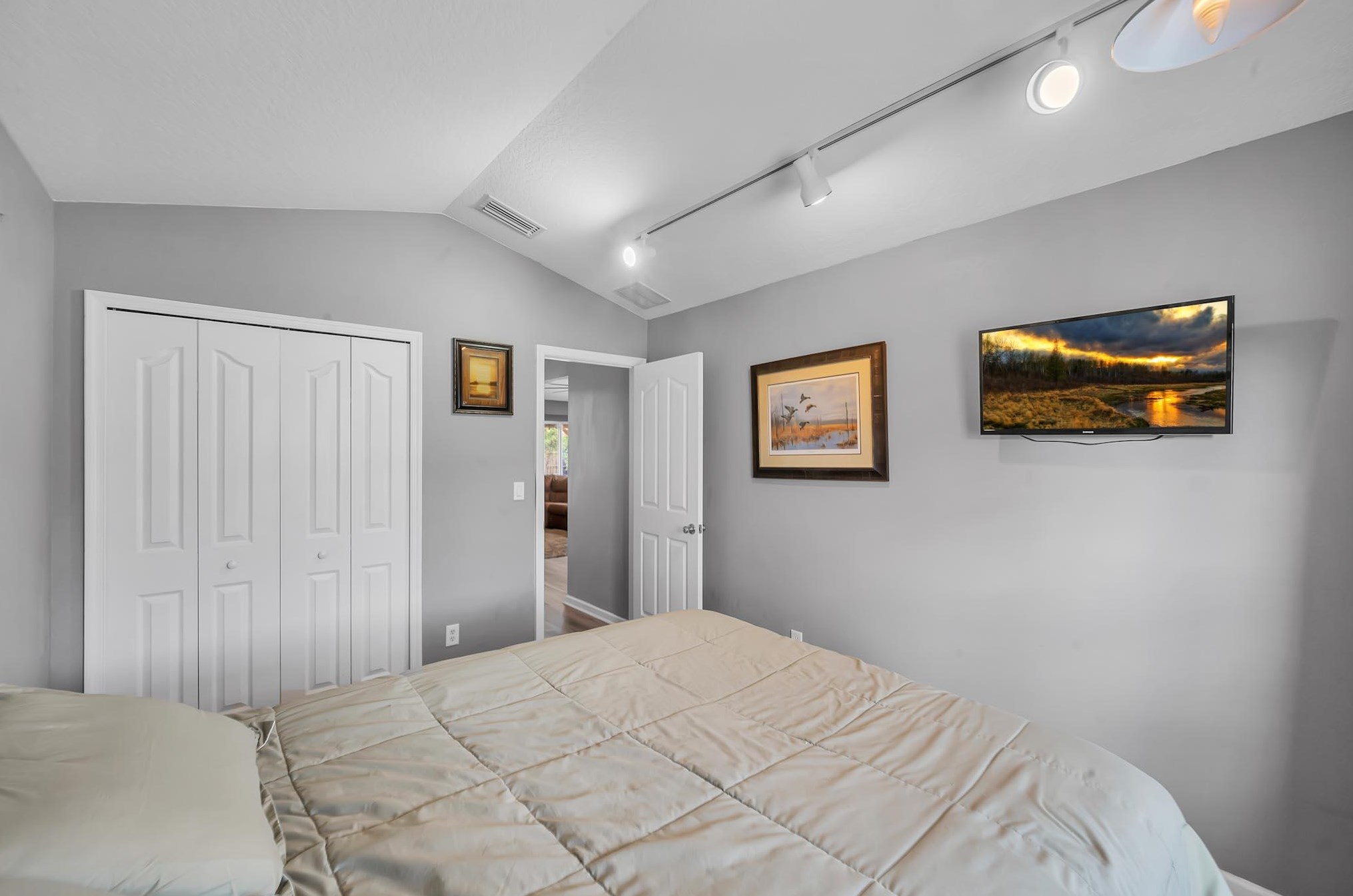 671 Hoffenberg Ave, Fort Pierce FL  34953-7625 exterior