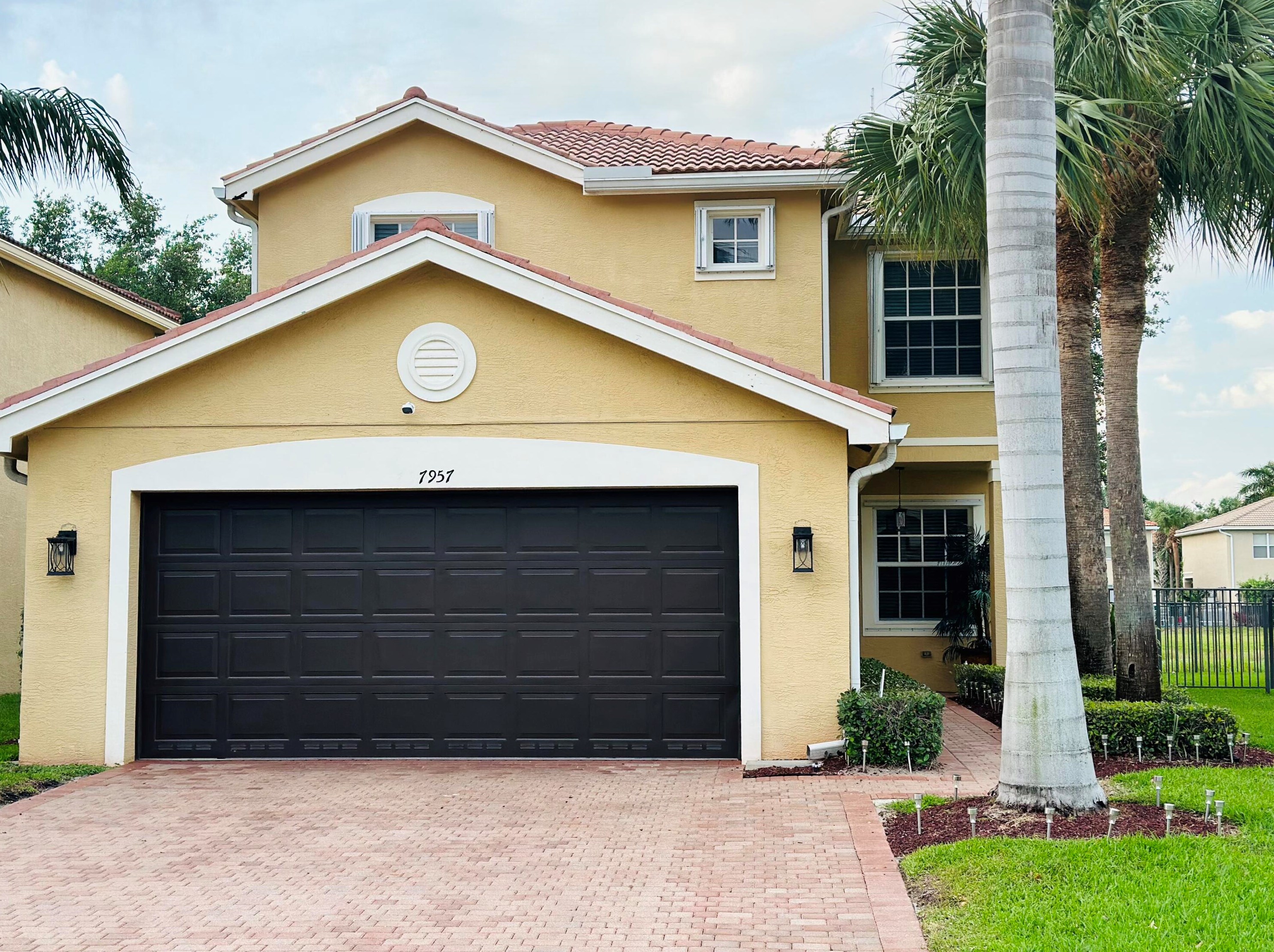 7957 Red Mahogany Rd, Boynton Beach, FL 33437-7531