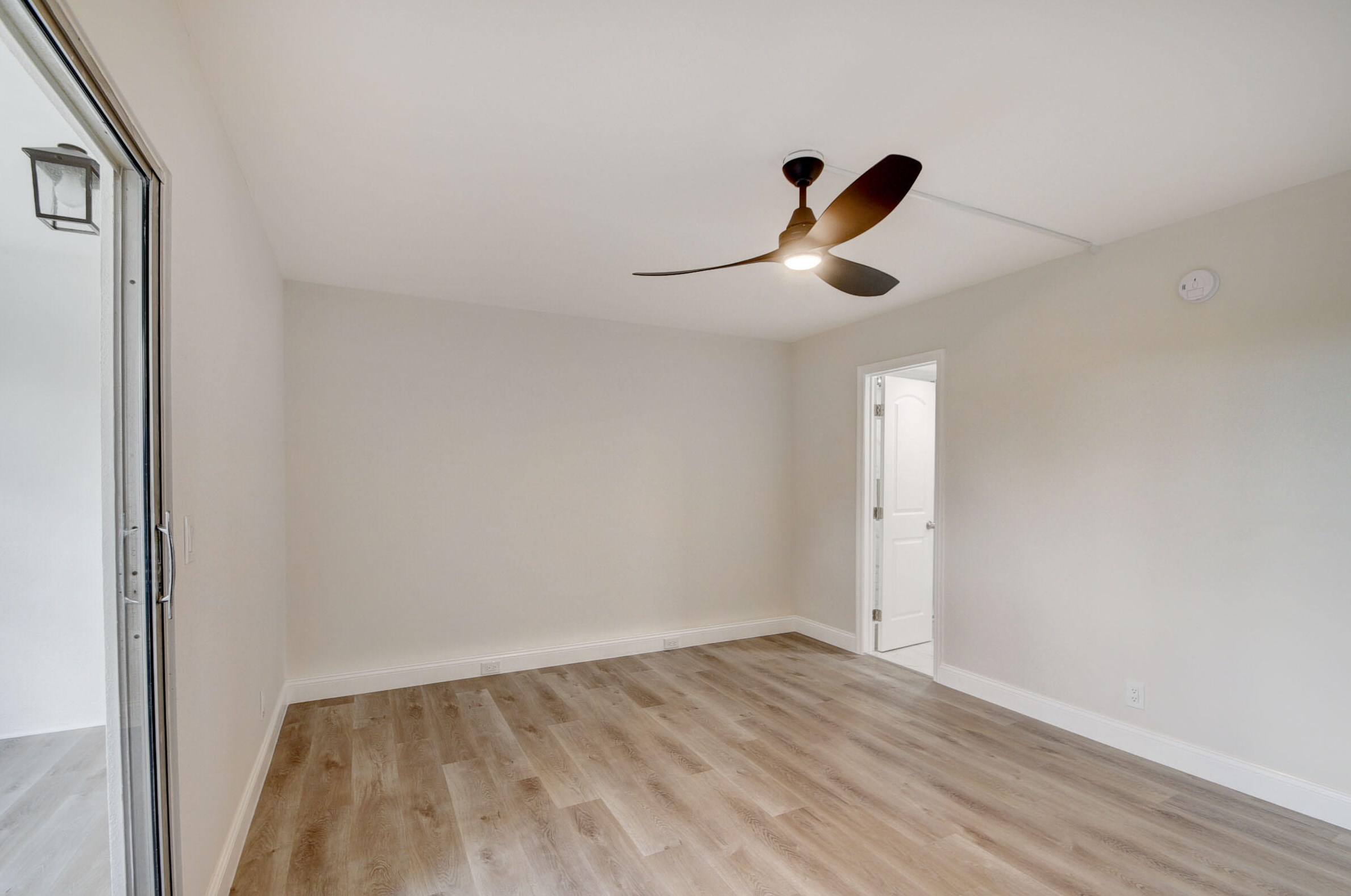 457 Southampton C, West Palm Beach FL  33417-7813 exterior