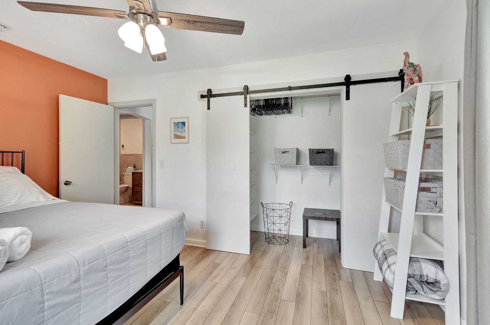 211 Princeton Dr, Lake Worth FL 33460-6237 exterior