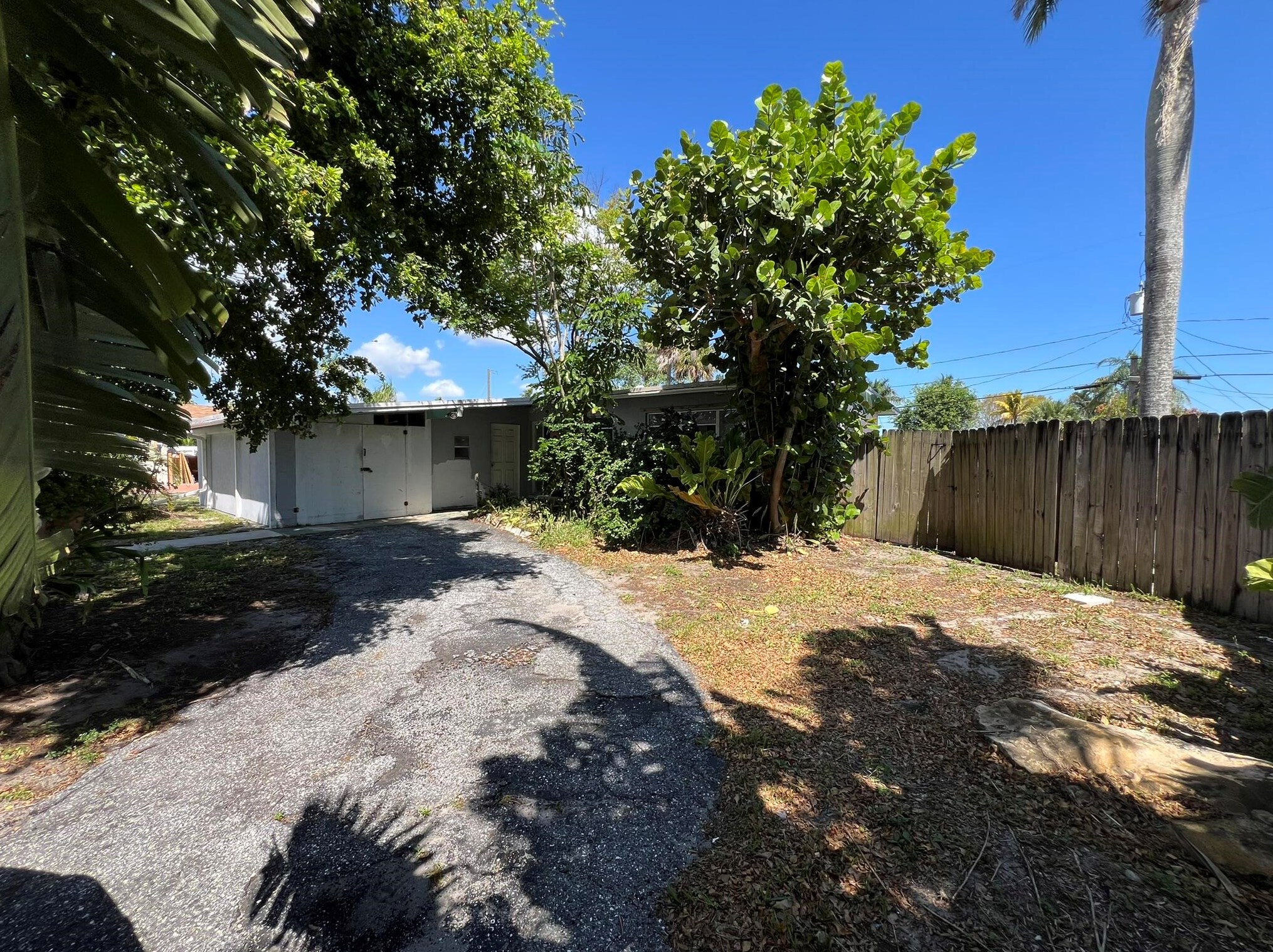 3451 10th Ave, Lake Worth, FL 33461-2909