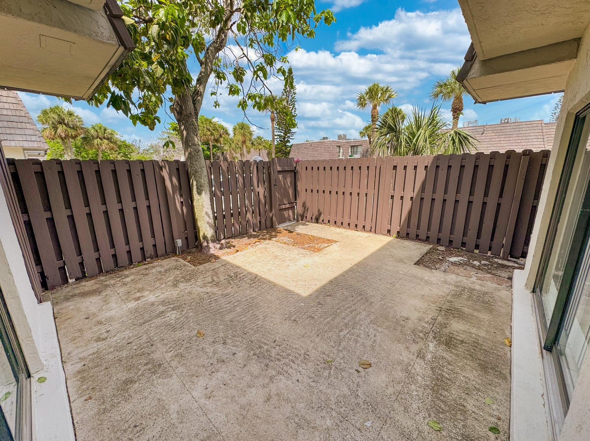 1761 N Congress Ave, West Palm Beach, FL 33401