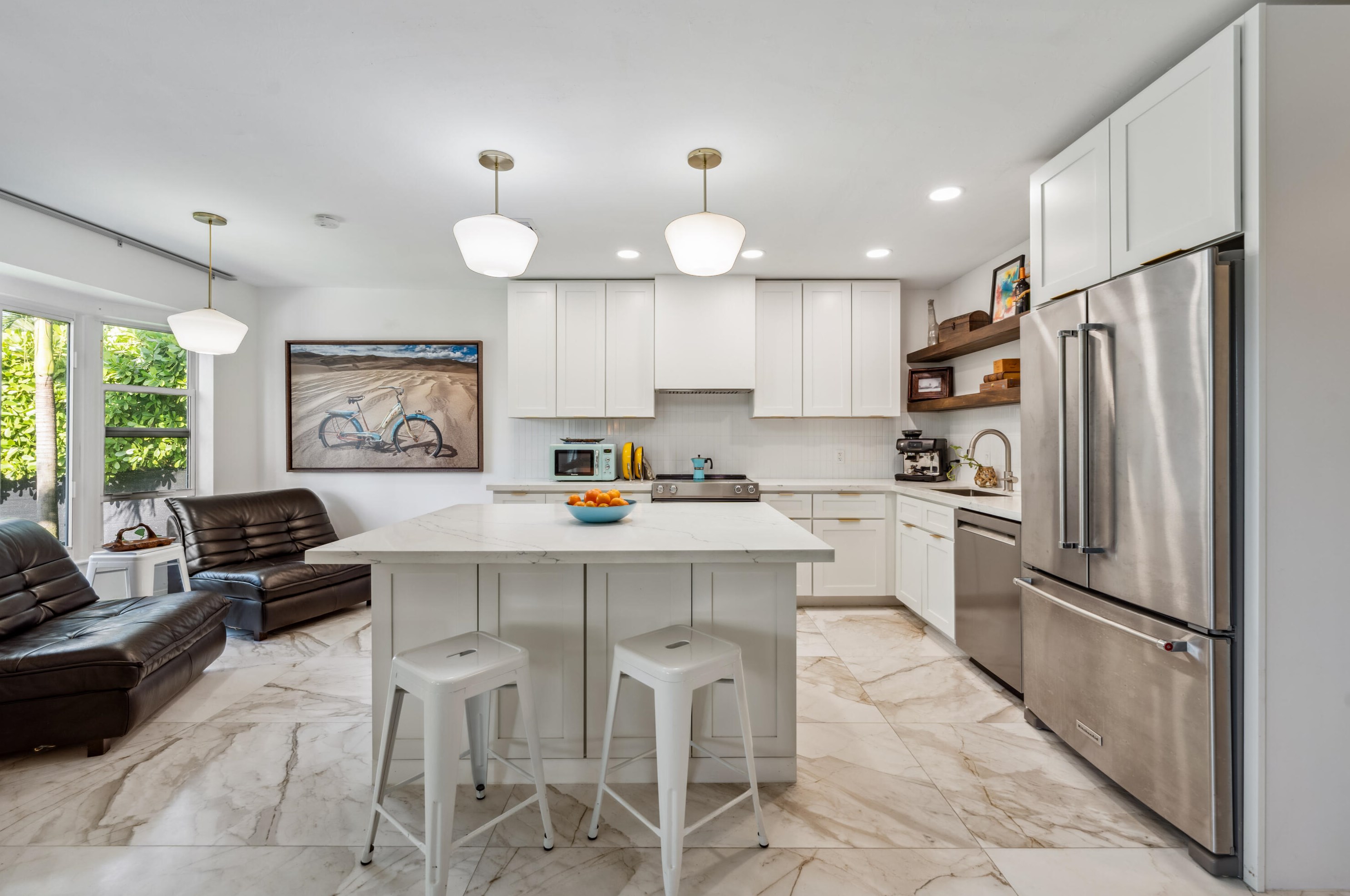 1154 Grant St, Hollywood FL  33019-3126 exterior