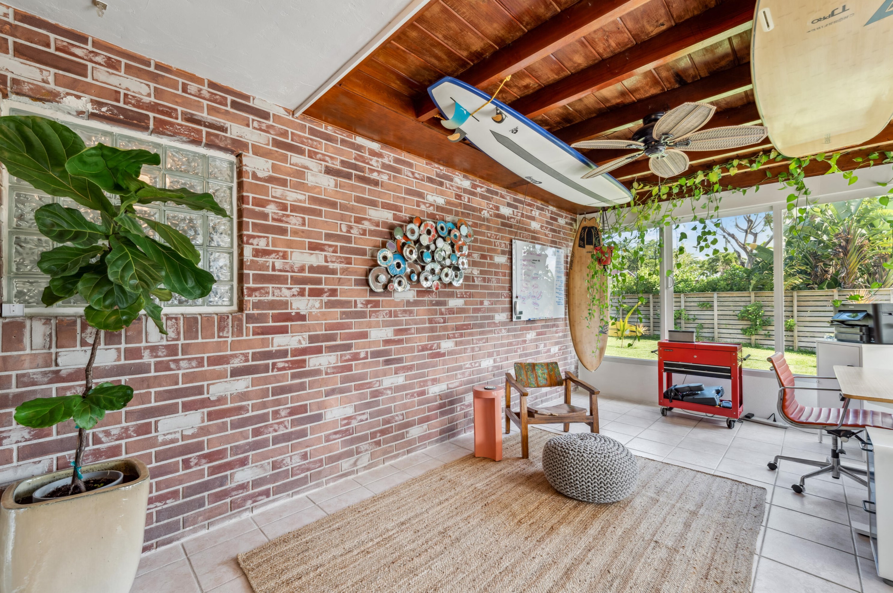 1154 Grant St, Hollywood FL  33019-3126 exterior