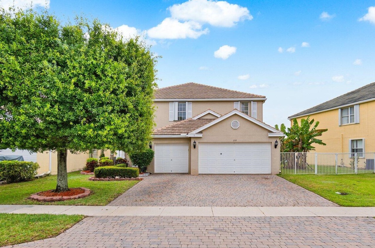 259 Kensington Way, West Palm Beach, FL 33414