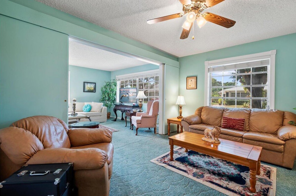 10095 40th Way, Boynton Beach FL  33436-4275 exterior